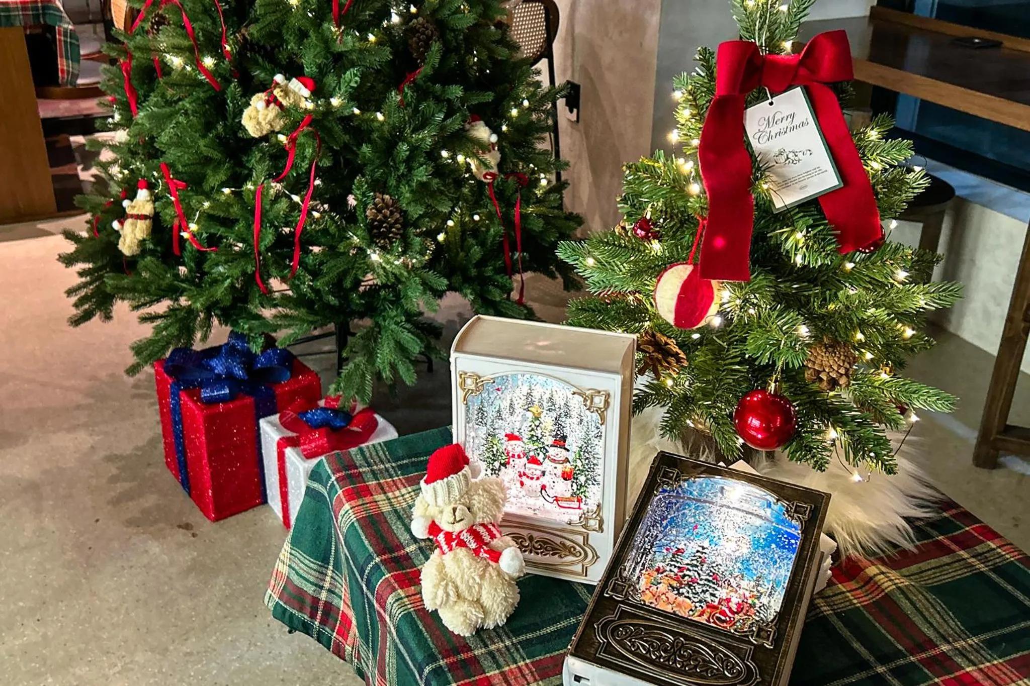 UH FLAT Signature GANGNAM