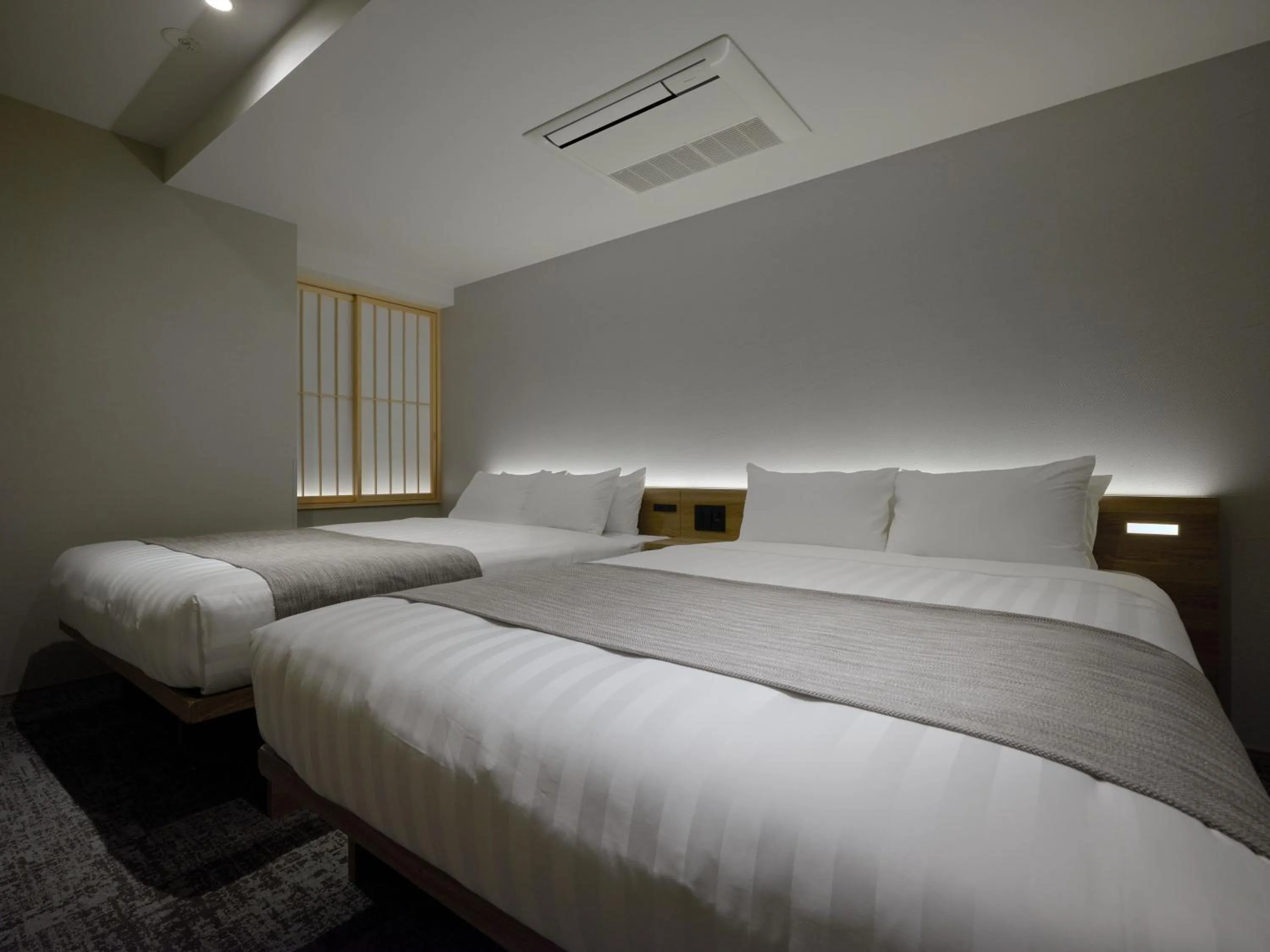 Bed in Premium Apart MONday GINZA EAST