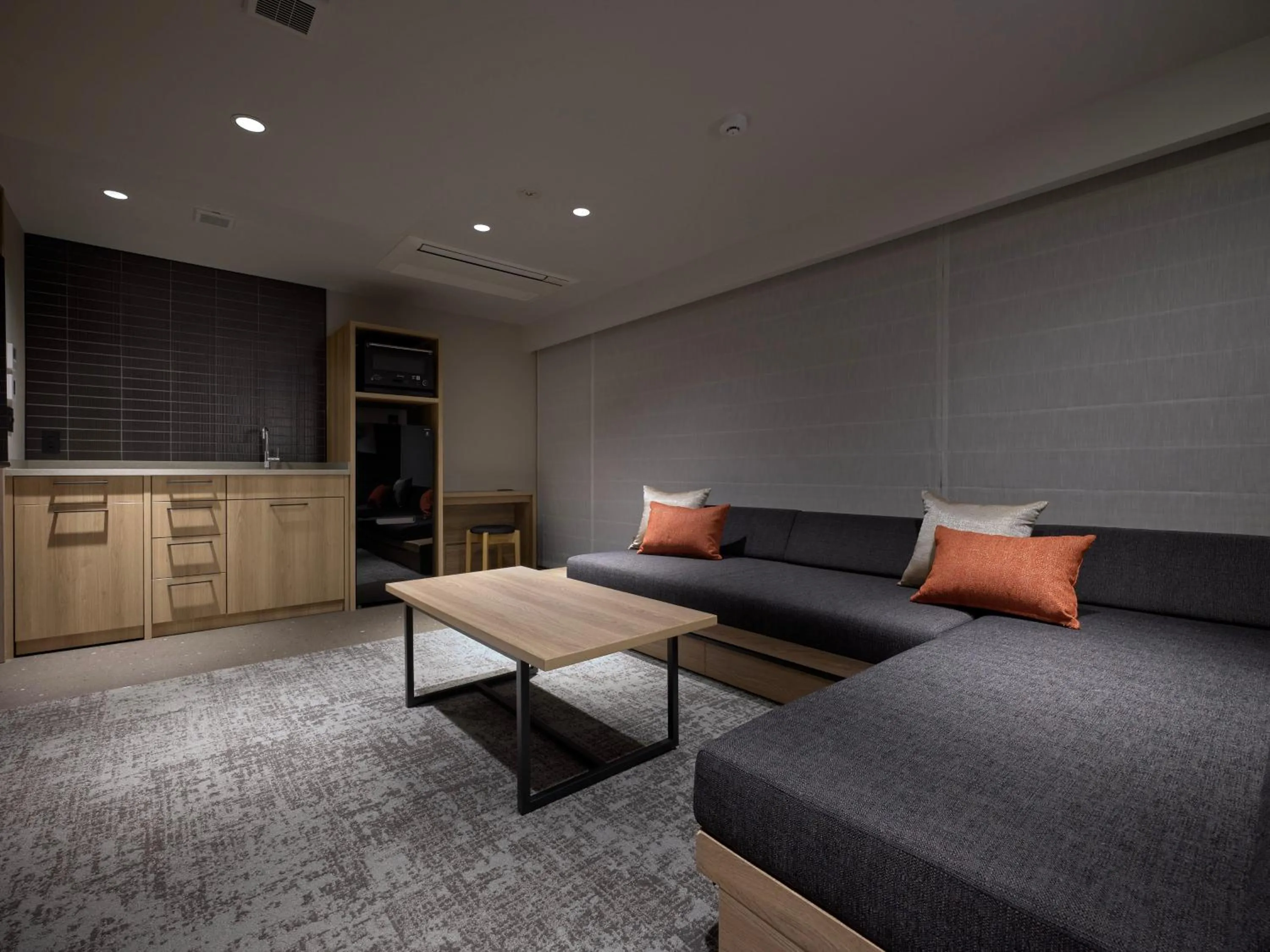 Premium Apart MONday GINZA EAST