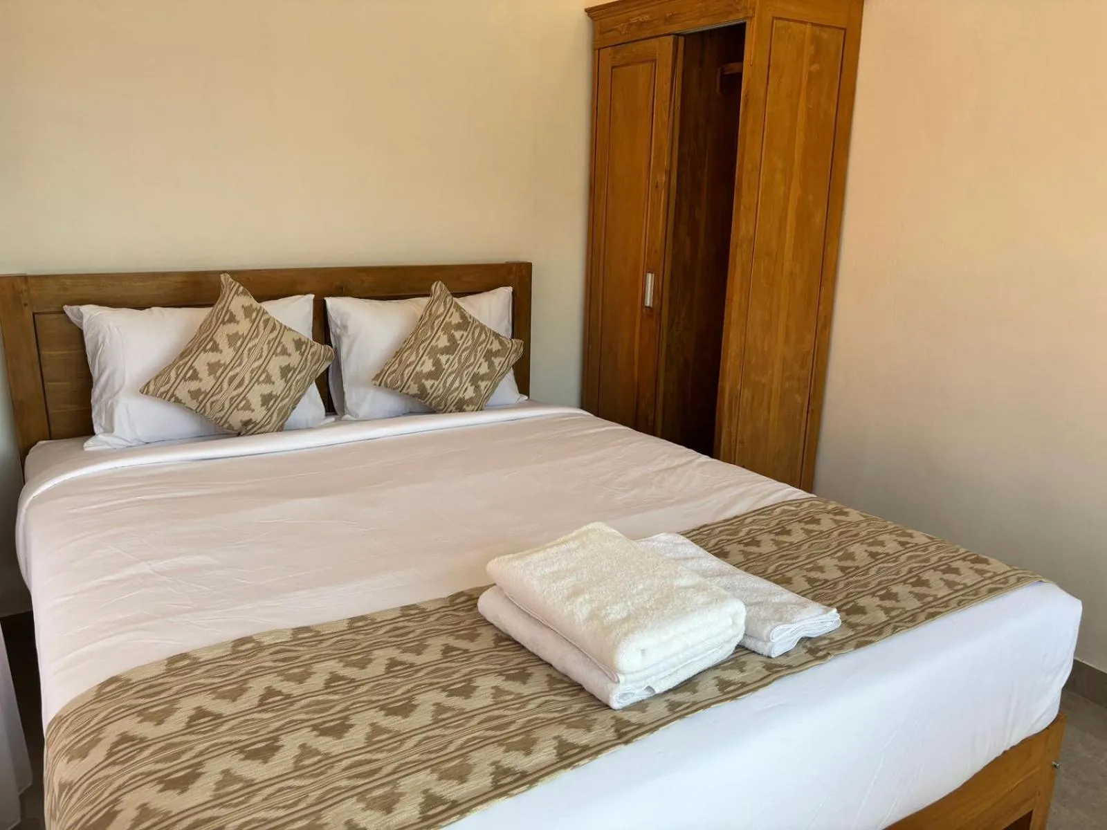 Bed in Alit Guest House