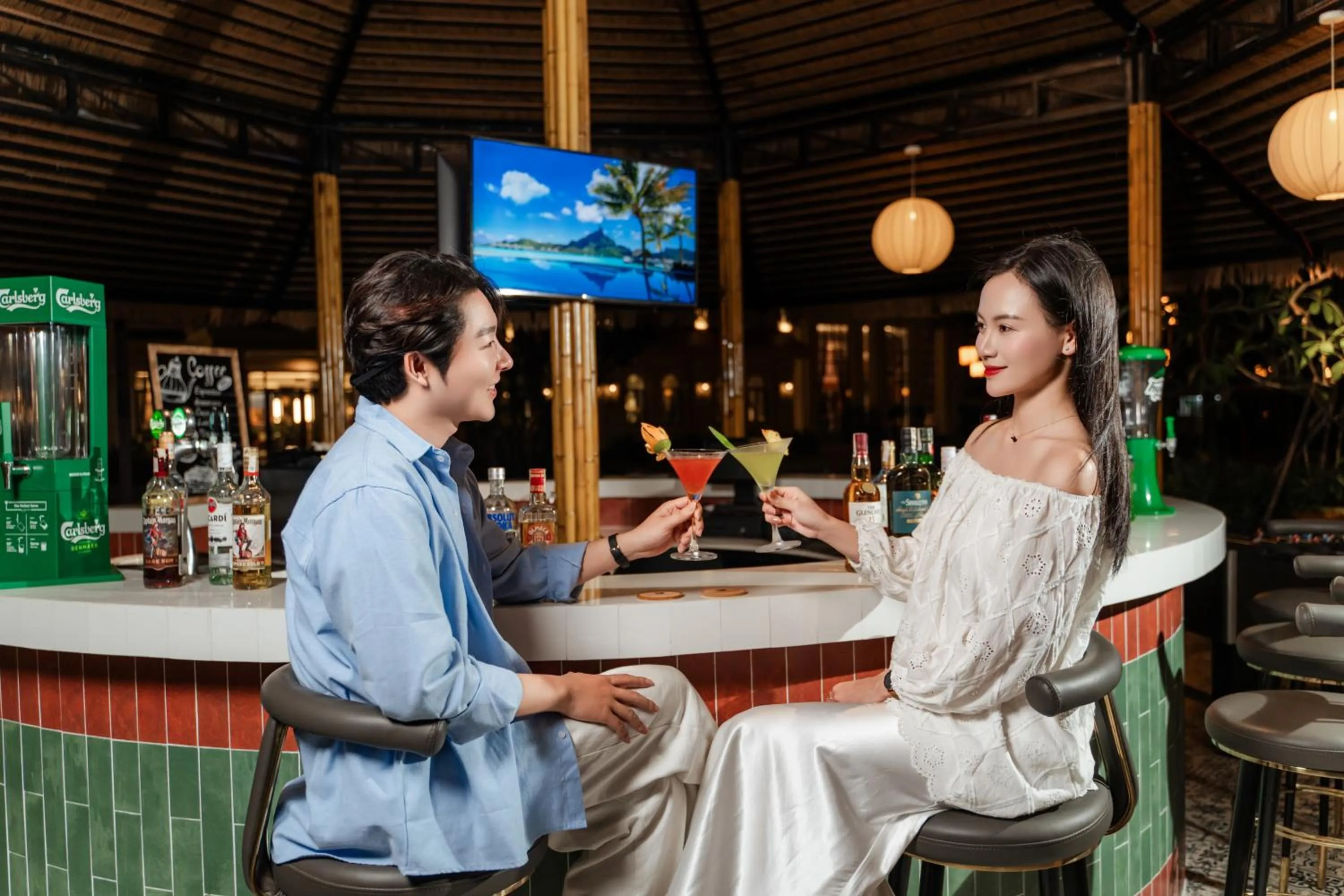 Lounge or bar in Nesta Hoian Resort & Spa