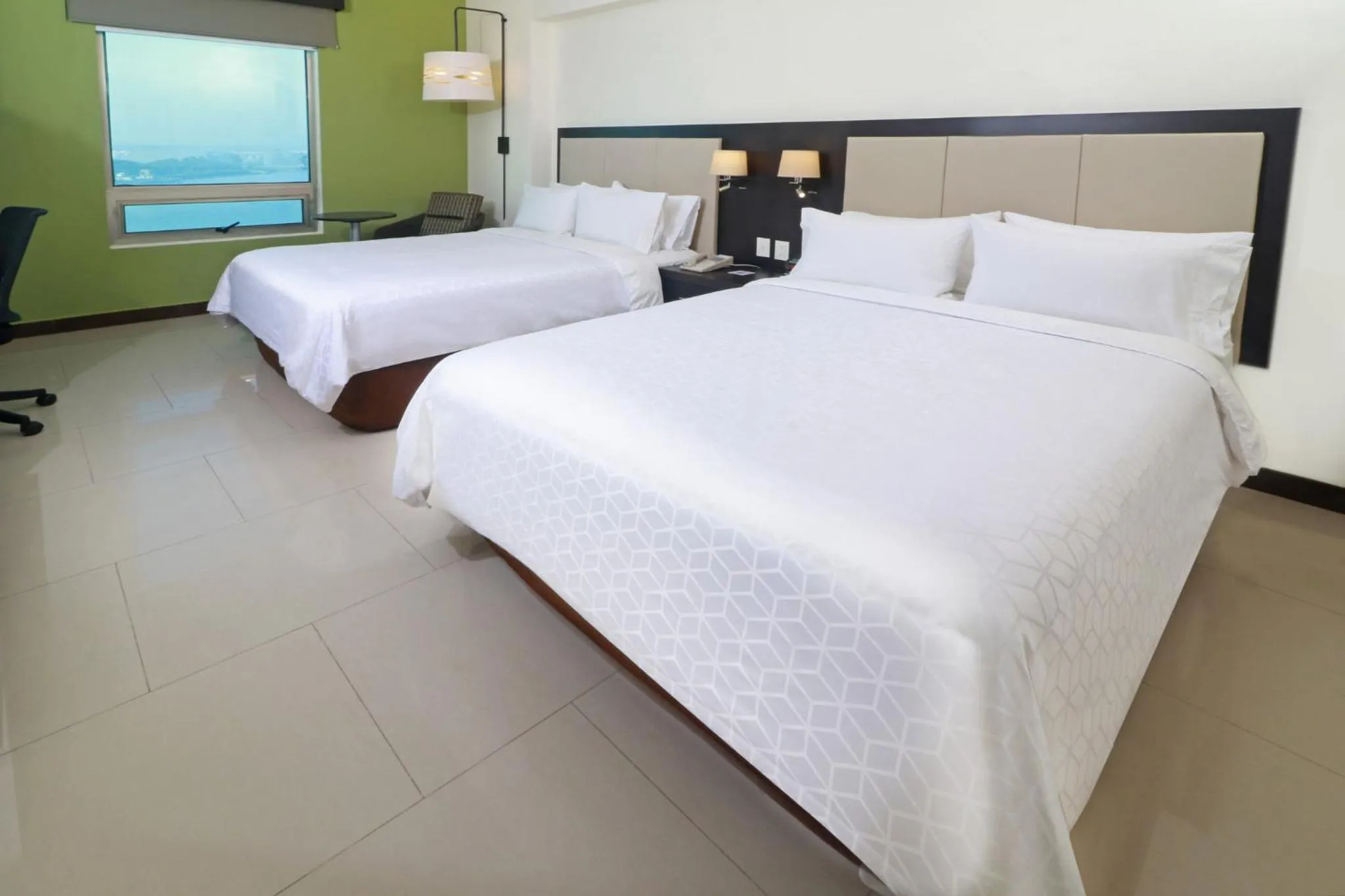 Photo of the whole room, Bed in Holiday Inn Express - Tuxpan by IHG