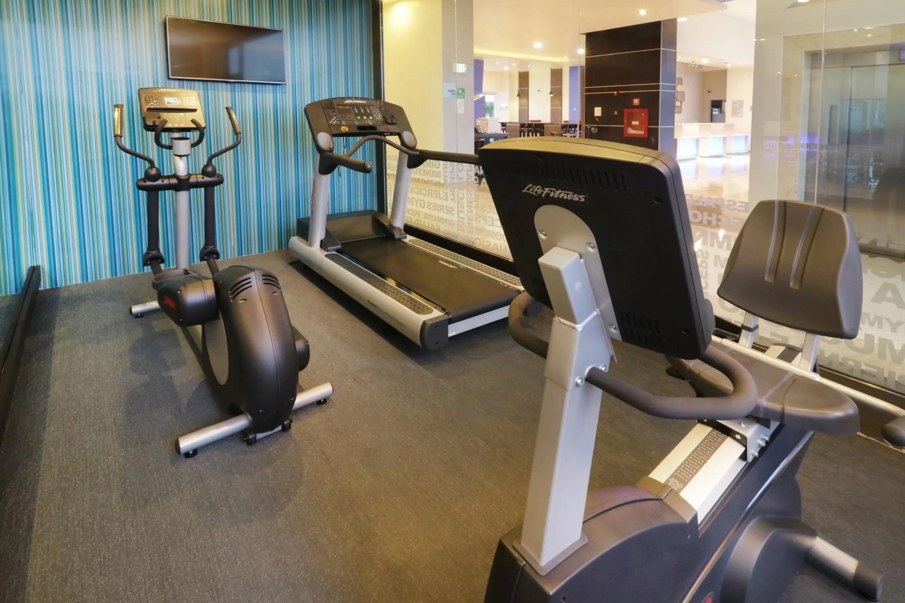 Fitness centre/facilities in Holiday Inn Express - Tuxpan by IHG