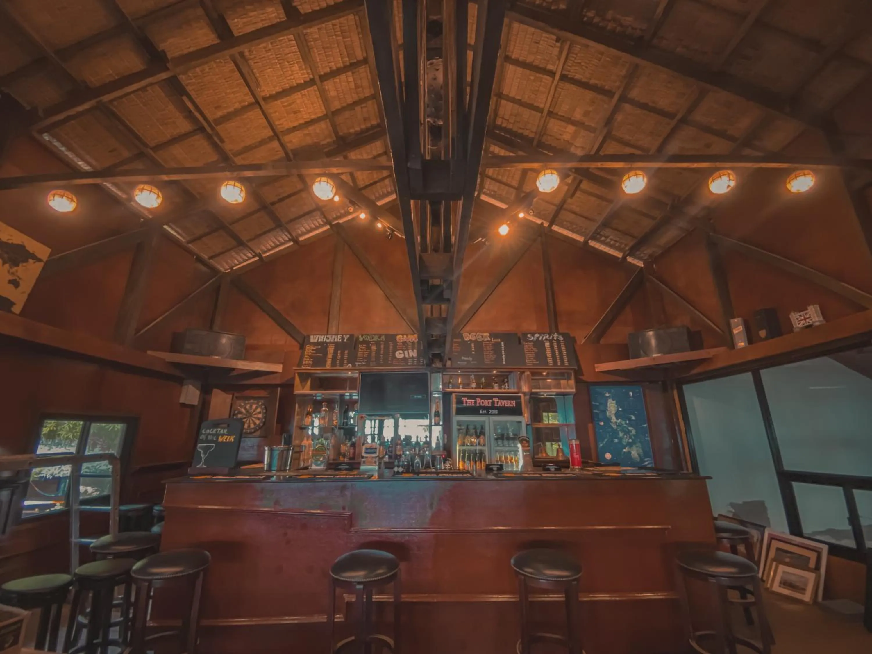 Restaurant/places to eat in Seasta Beach Resort