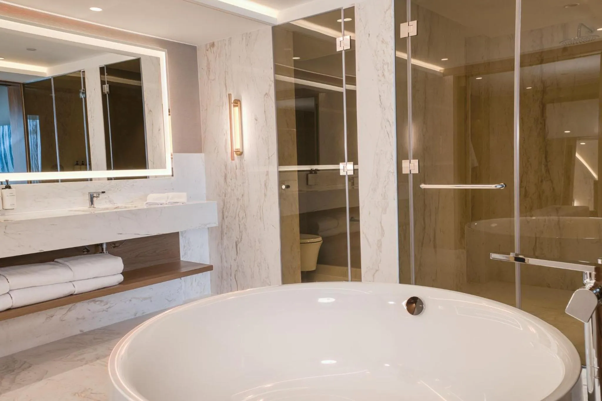 Bathroom in InterContinental Hotels Real Lima Miraflores by IHG