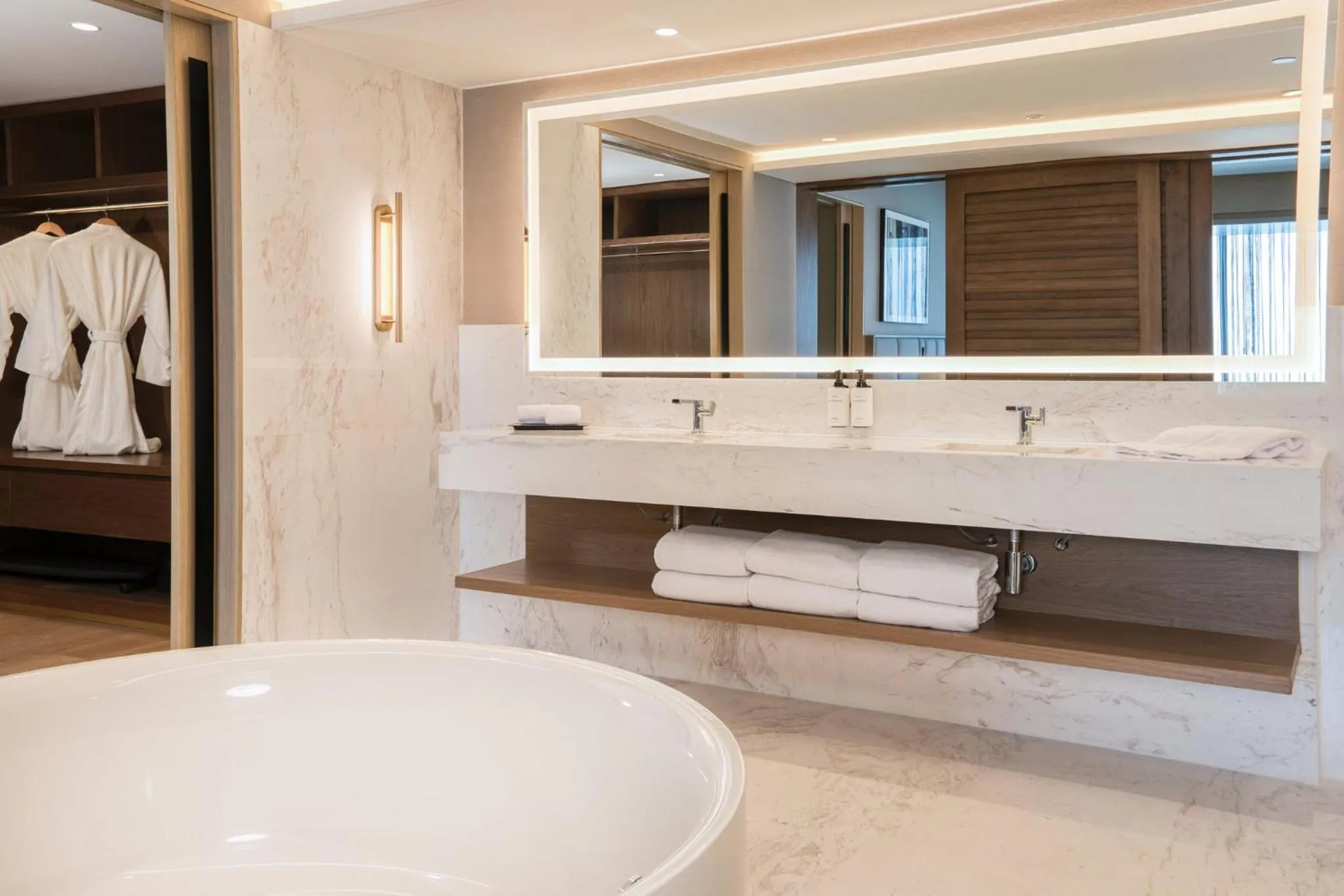 Bathroom in InterContinental Hotels Real Lima Miraflores by IHG