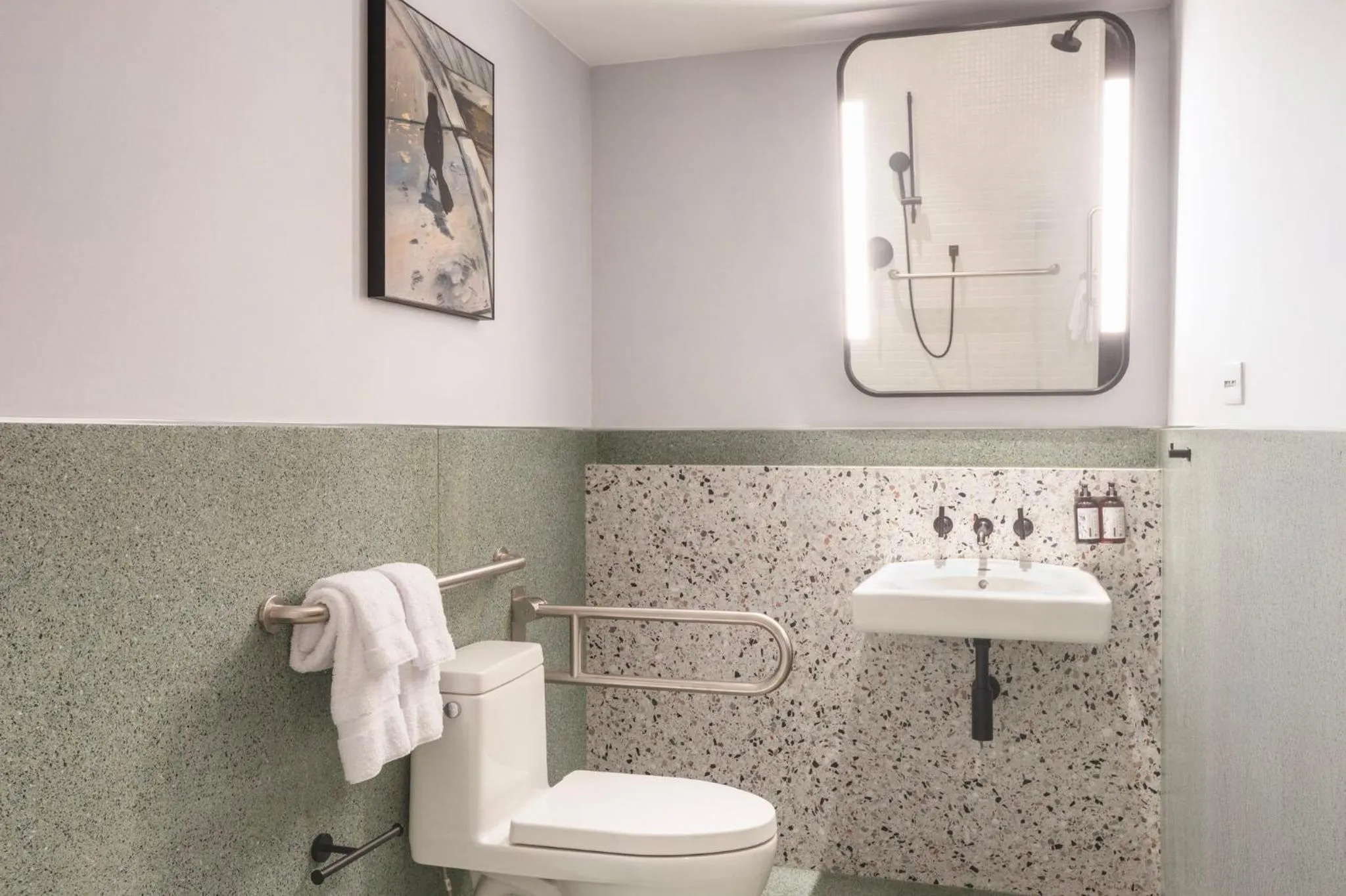 Photo of the whole room in Hotel Indigo Lima Miraflores by IHG