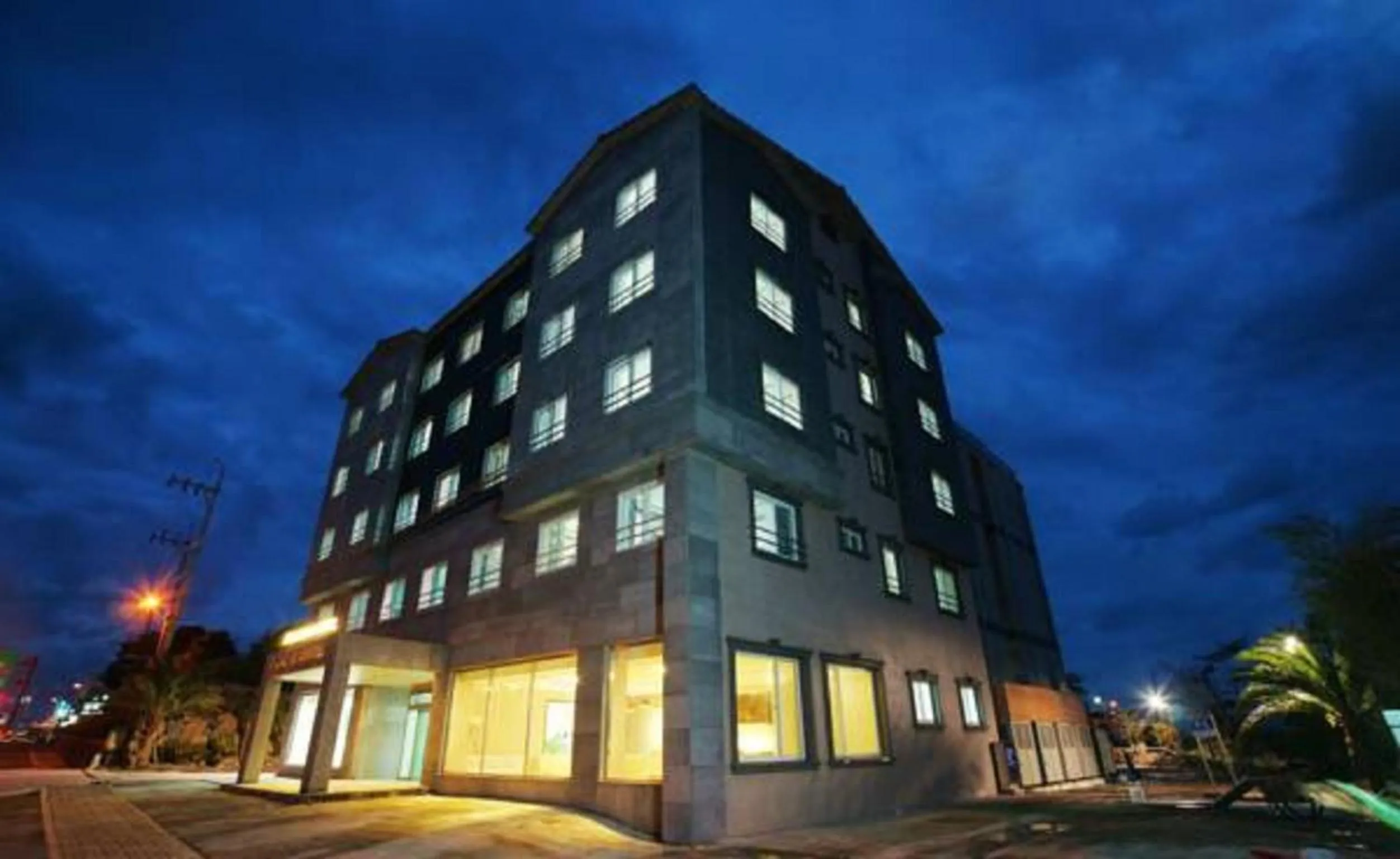 Facade/entrance in Seongsan Aqua Beach Hotel