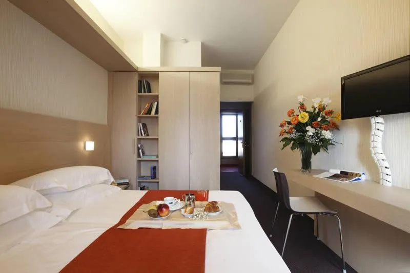 Photo of the whole room, Bed in Villa Luisa