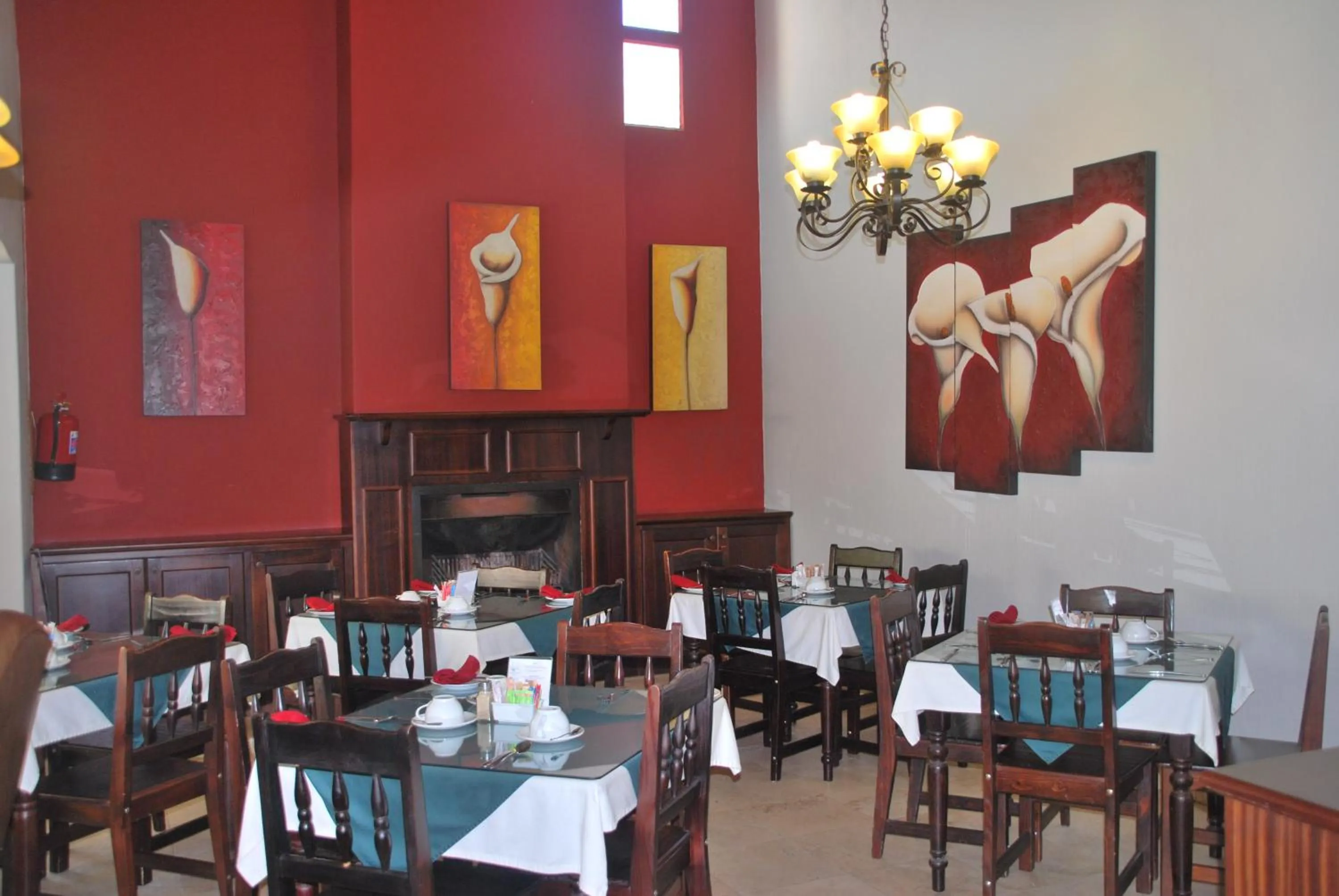 Restaurant/places to eat in Sunninghill Guest Lodges