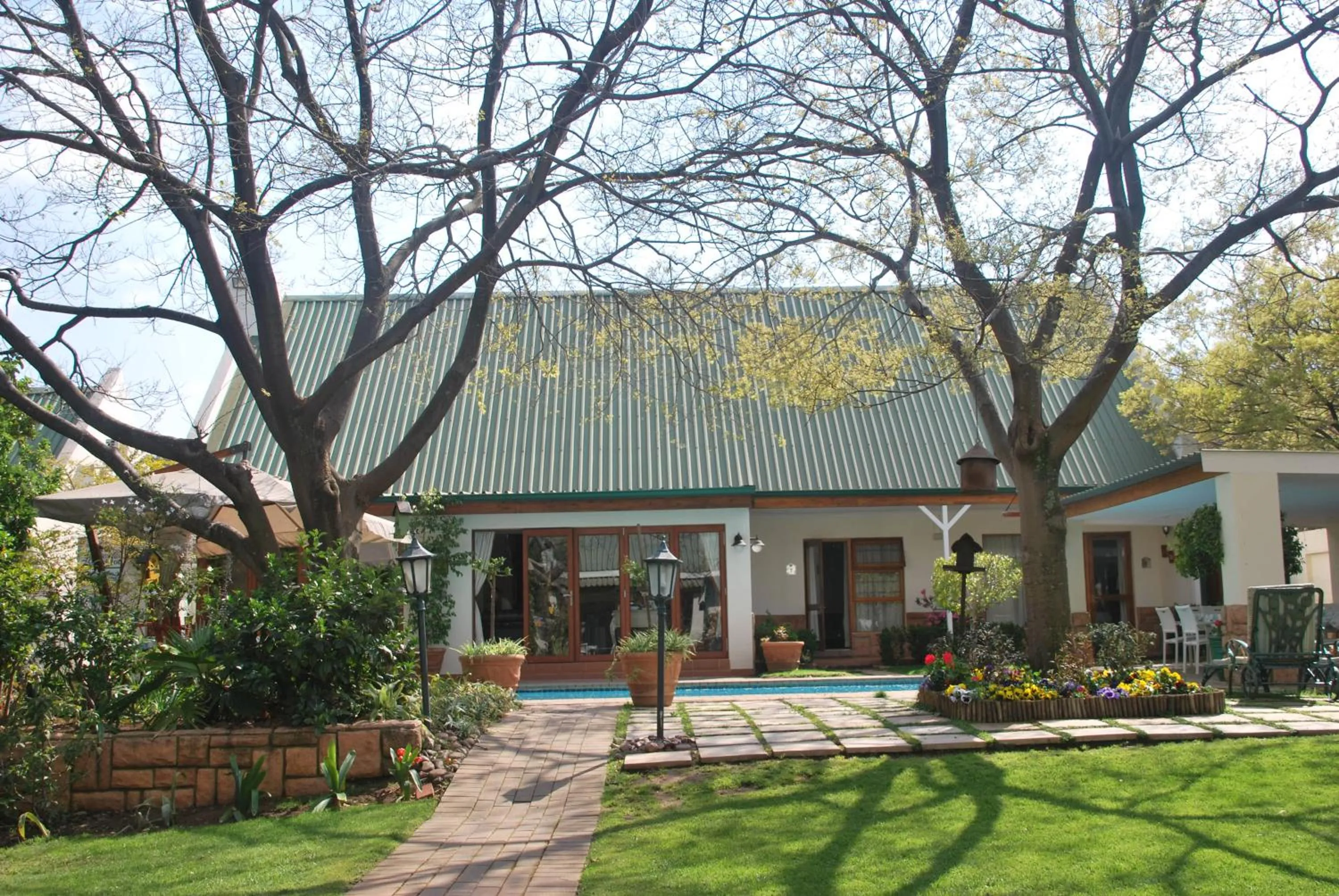 Garden in Sunninghill Guest Lodges