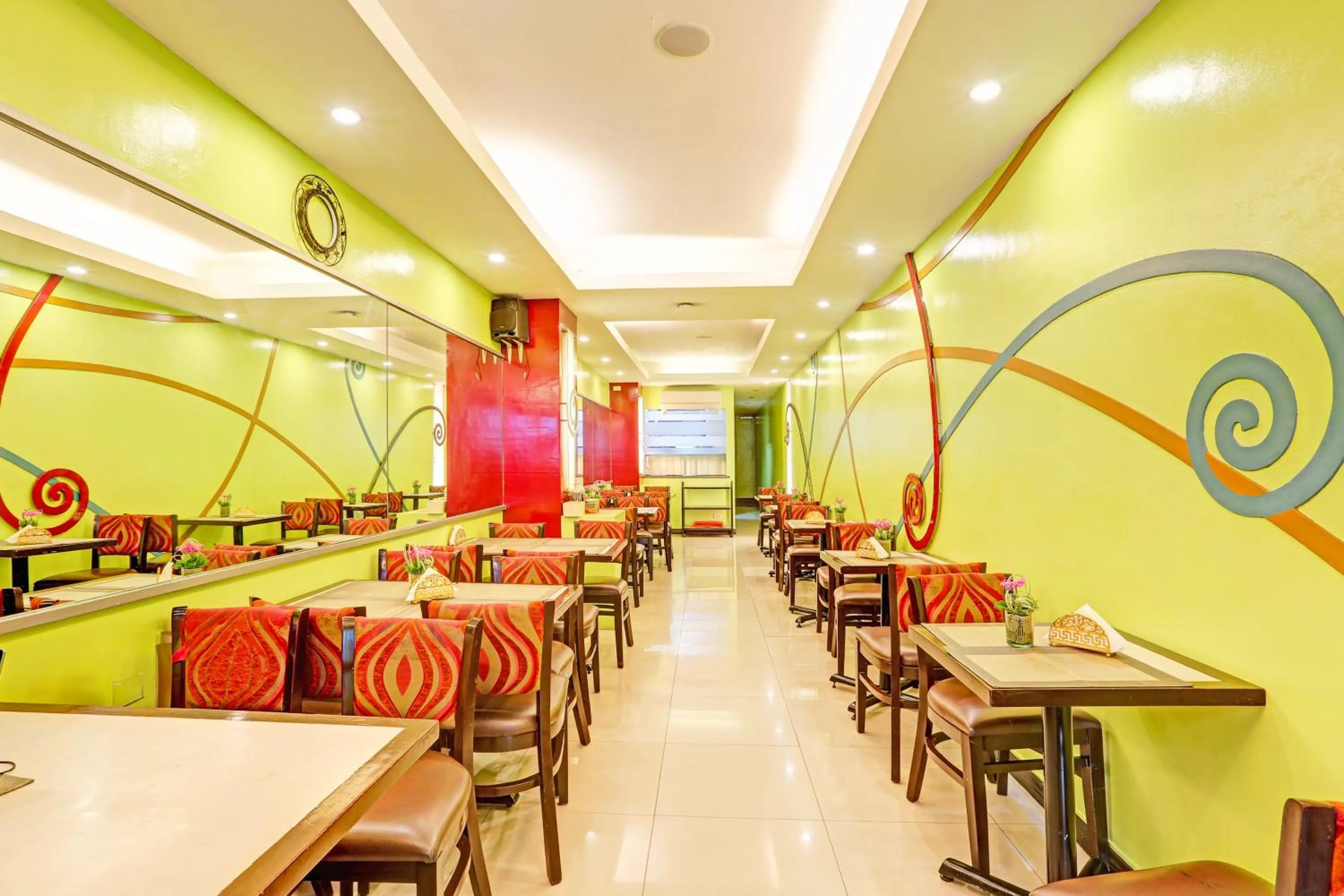 Restaurant/places to eat in VIP Hostel, Near PNR Pasay Evangelista, Makati Manila
