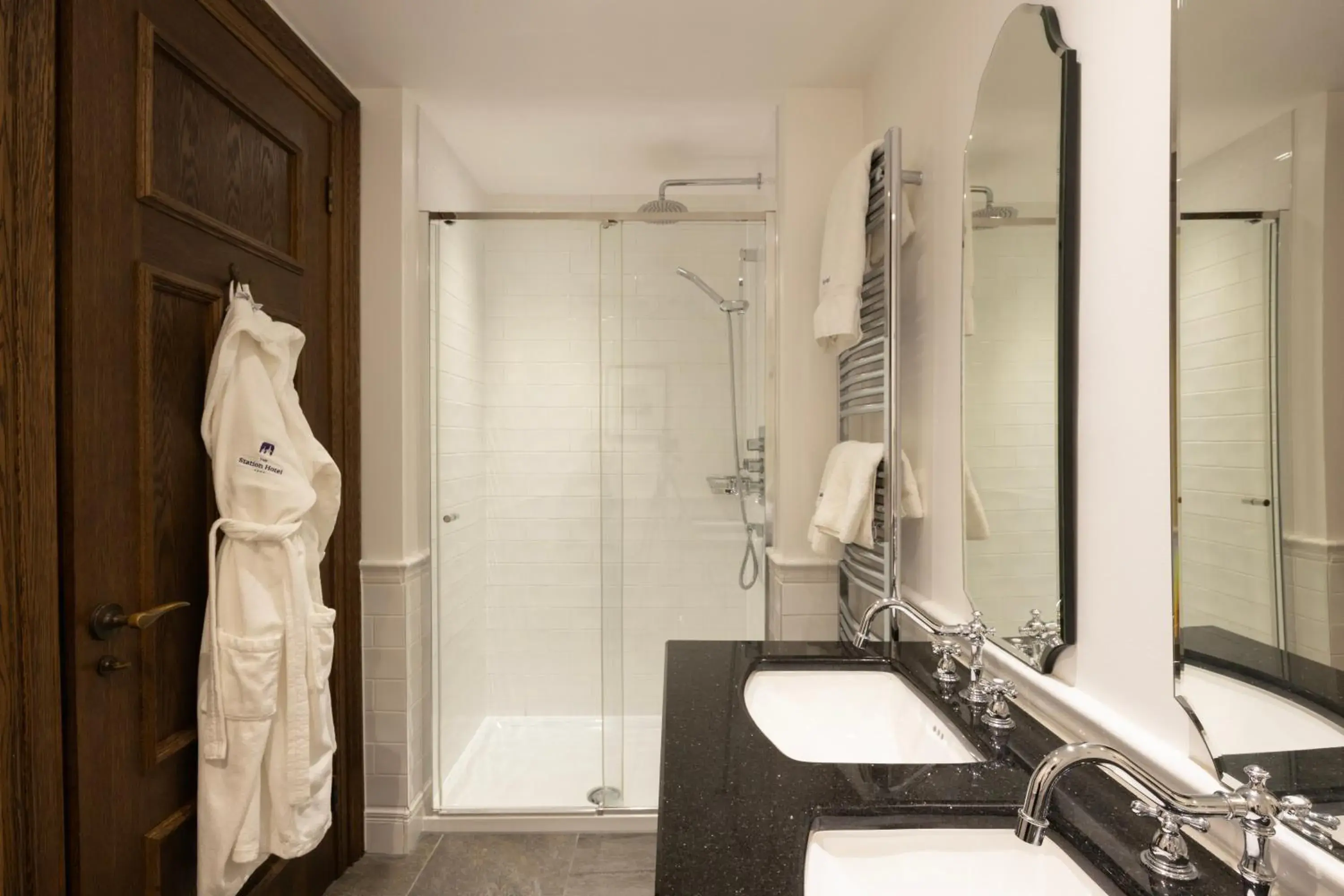 Master Suite in The Station Hotel Master Suite in The Station Hotel