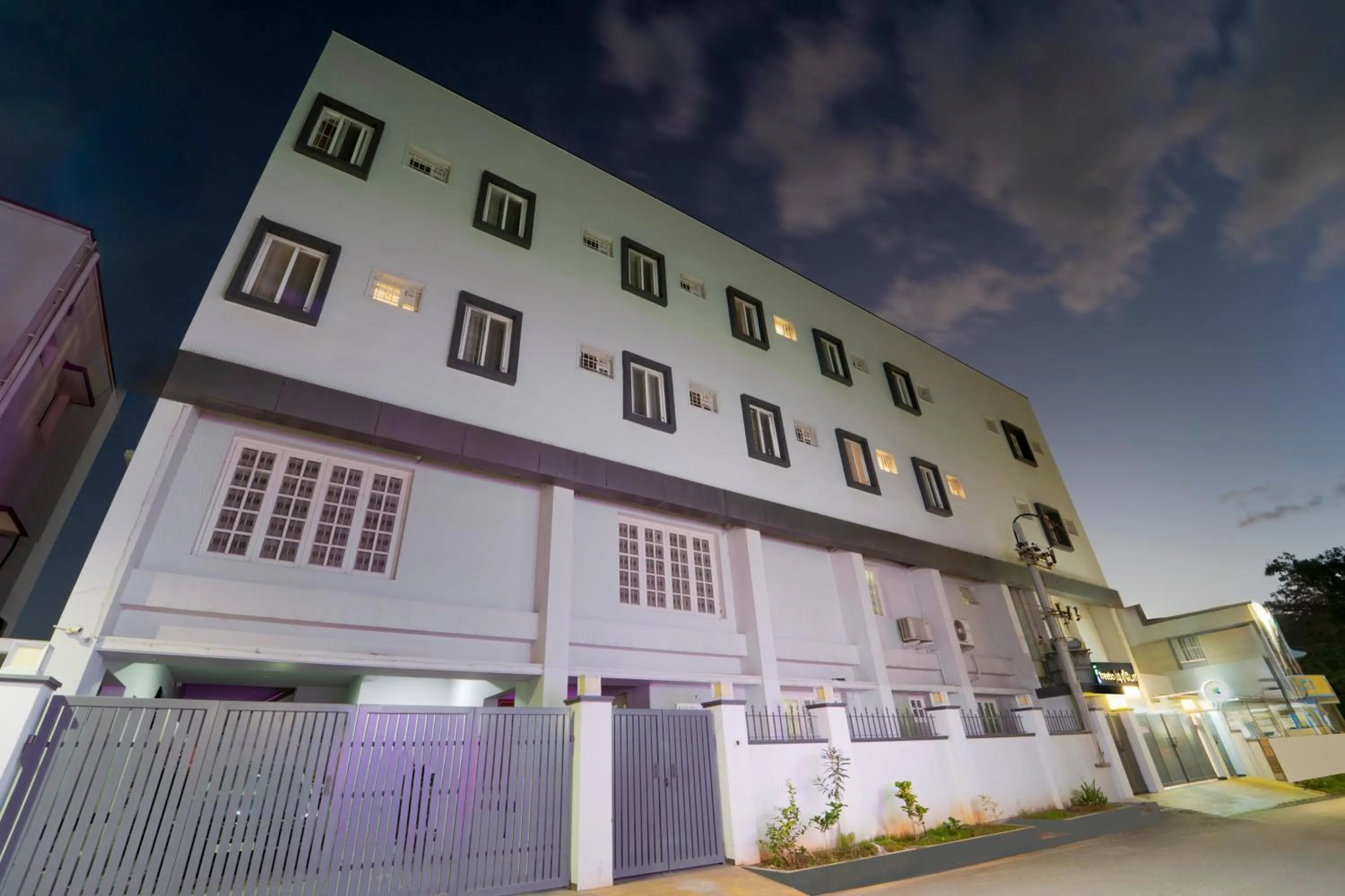 Property building in Treebo Skyry Residency