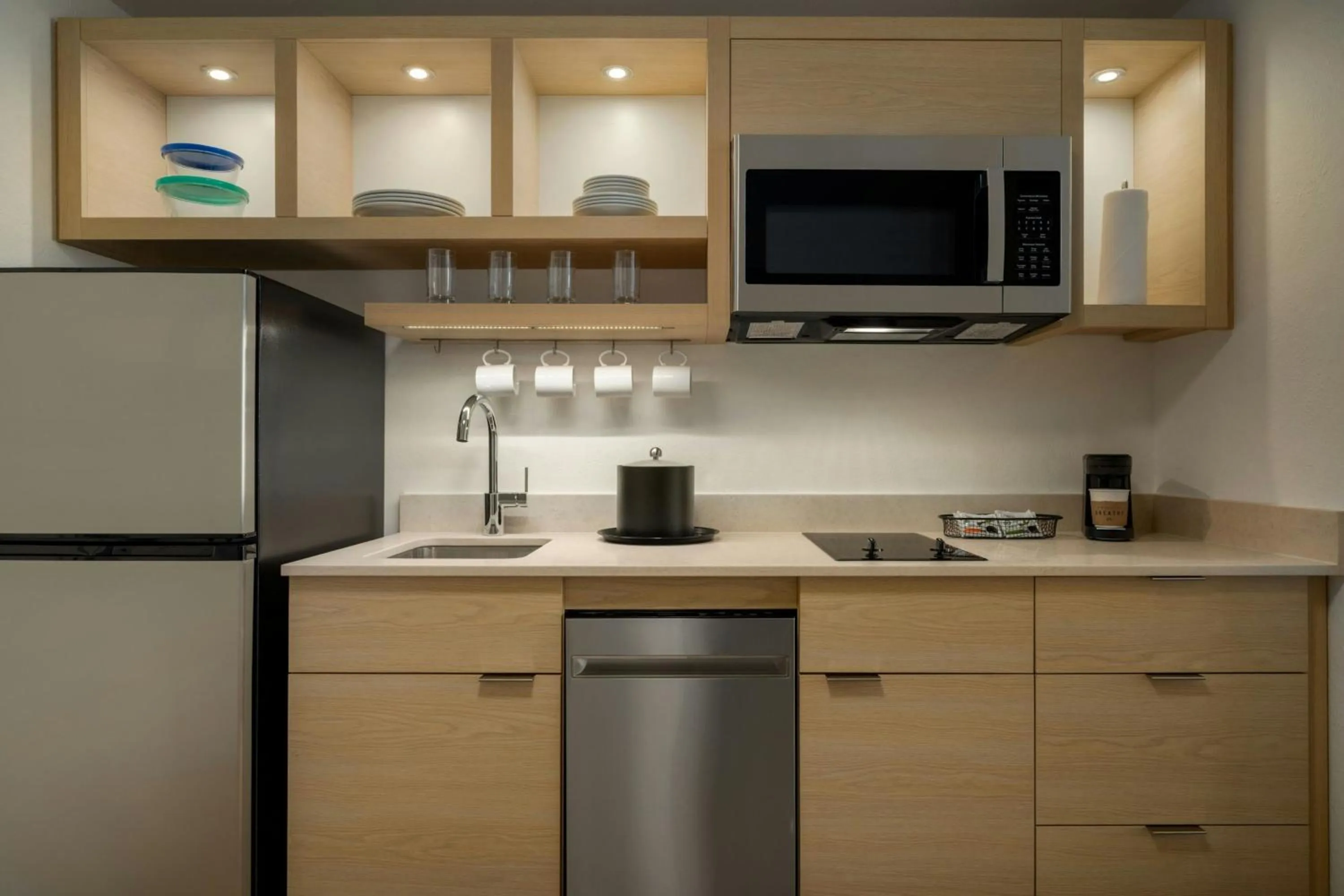 Kitchen or kitchenette in TownePlace Suites by Marriott Lancaster