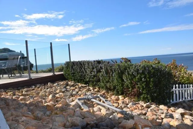 Balcony/Terrace in Stansbury Holiday Motel