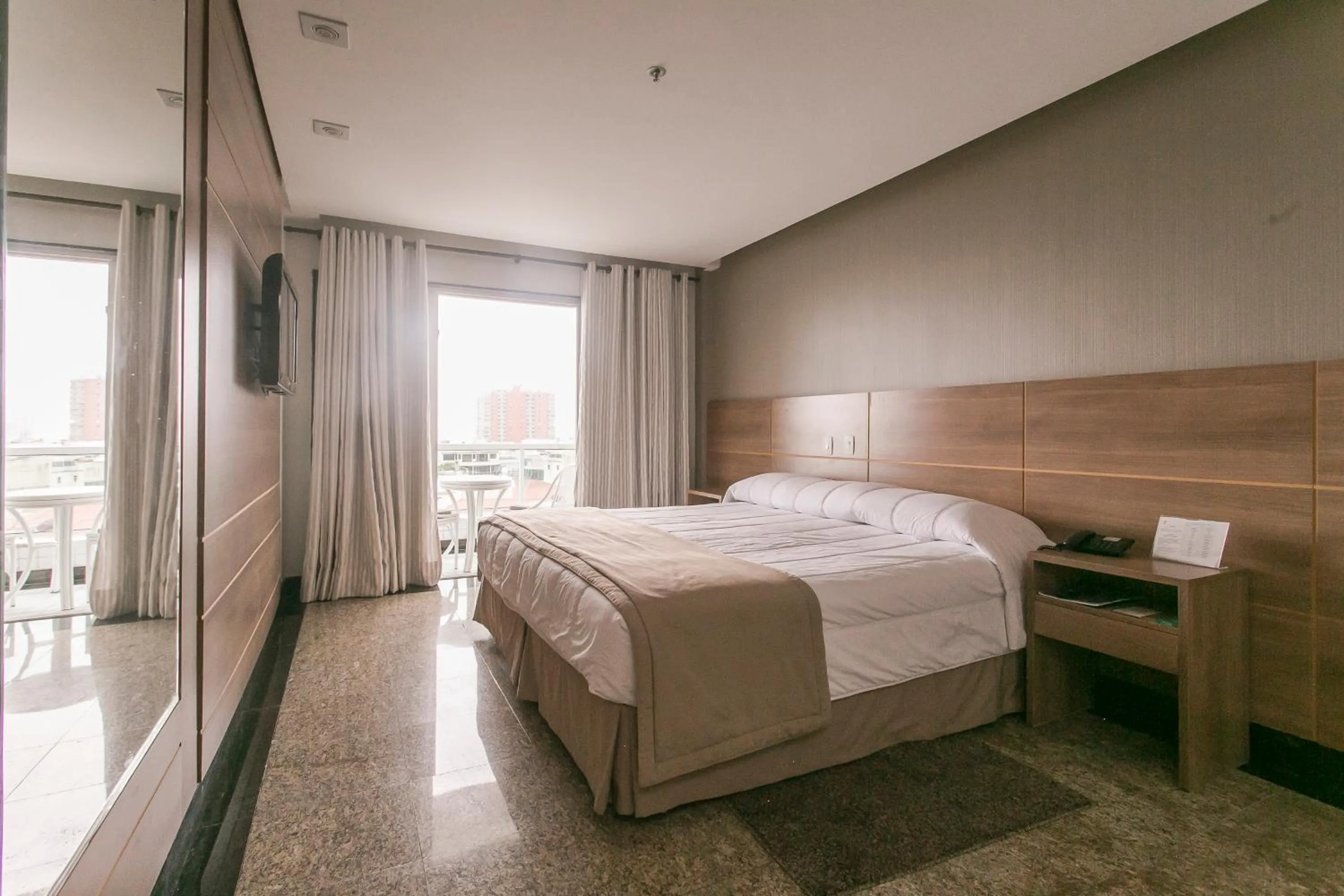 Day, Bed in Royalty Barra Hotel