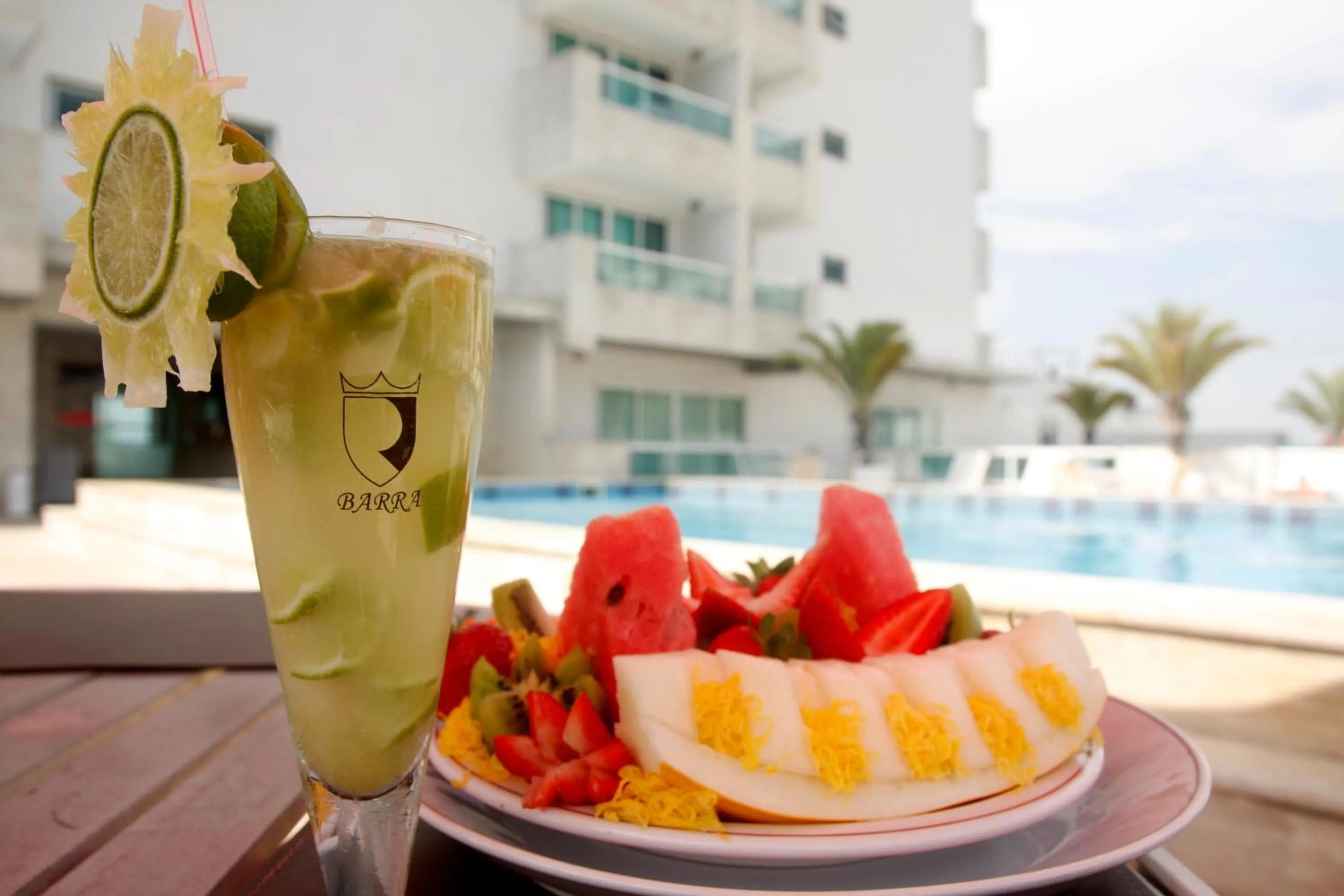 Restaurant/places to eat in Royalty Barra Hotel