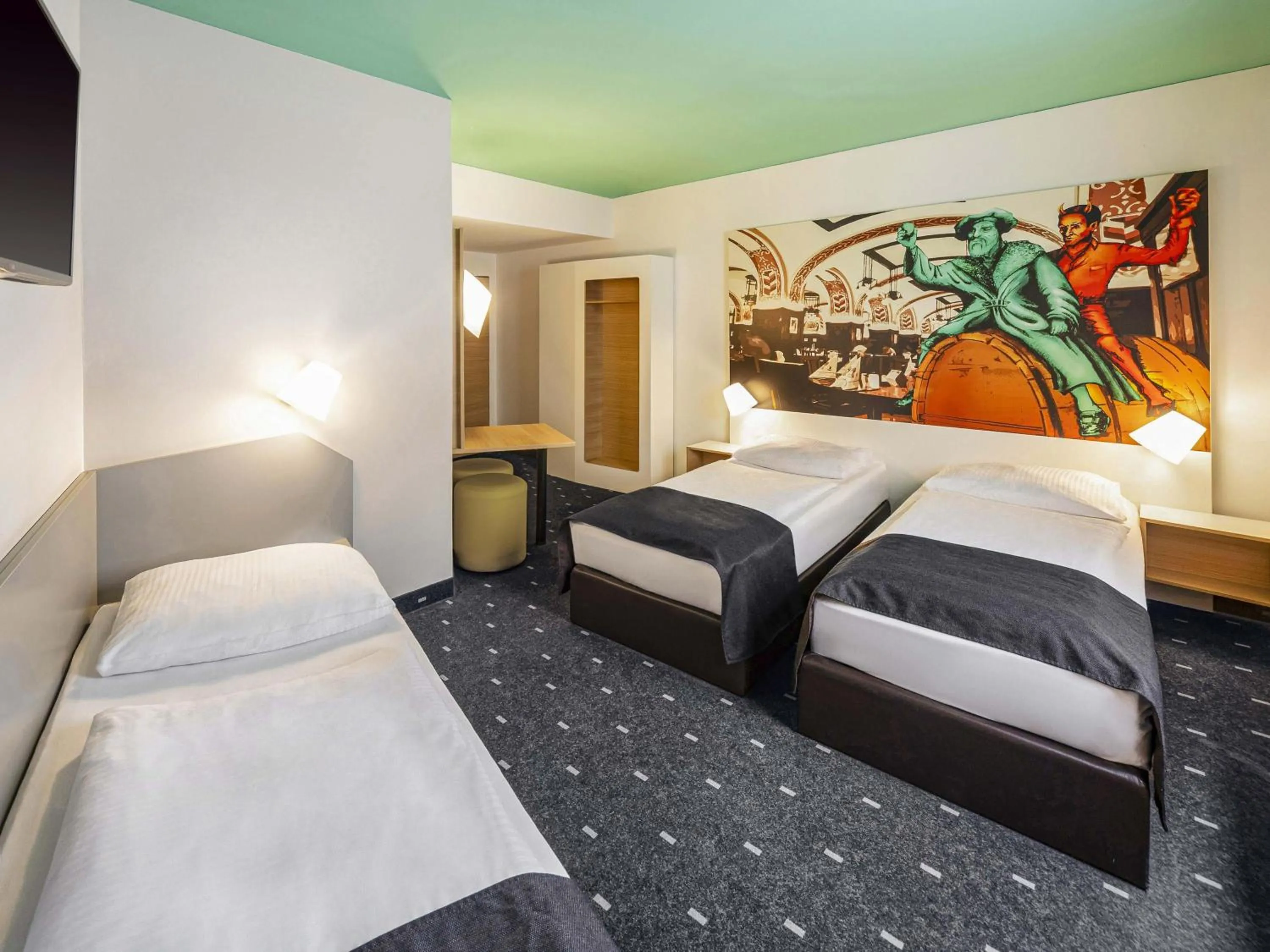 Photo of the whole room, Bed in B&B Hotel Leipzig-City