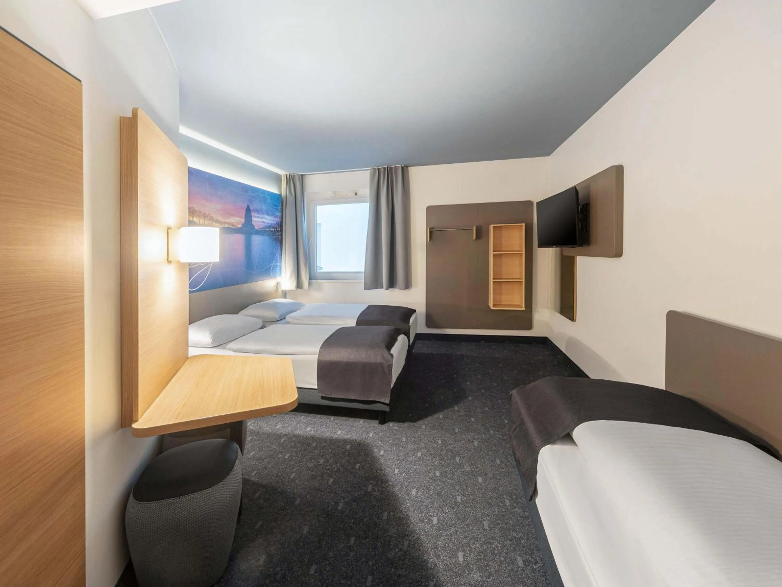 Photo of the whole room, Bed in B&B Hotel Leipzig-City