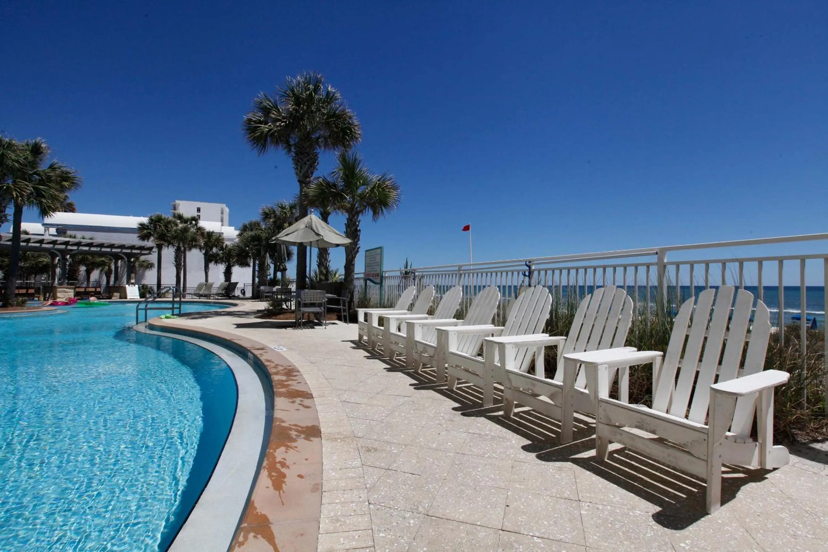 Property building in Aqua Beach Resort by Panhandle Getaways