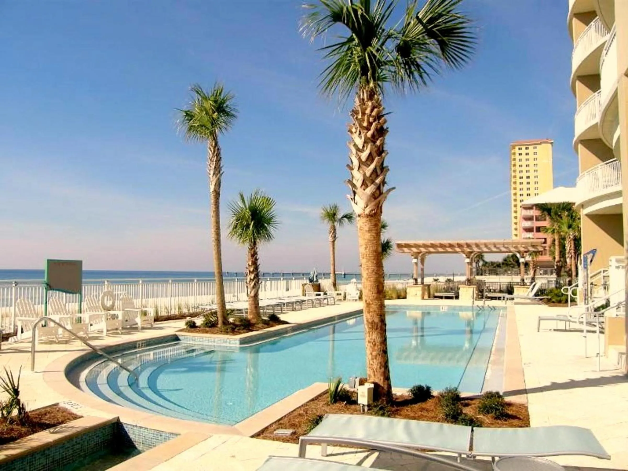 Property building in Aqua Beach Resort by Panhandle Getaways