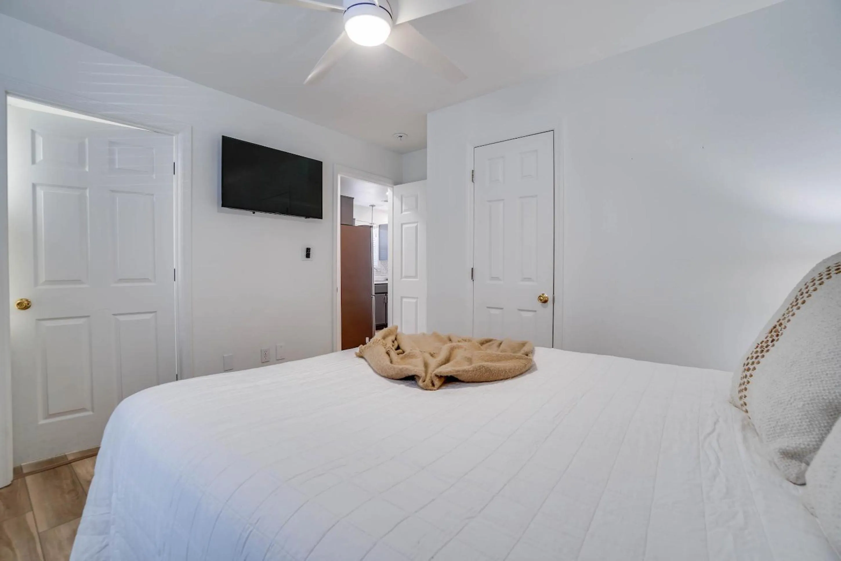 Bed in Beachside Villas by Panhandle Getaways