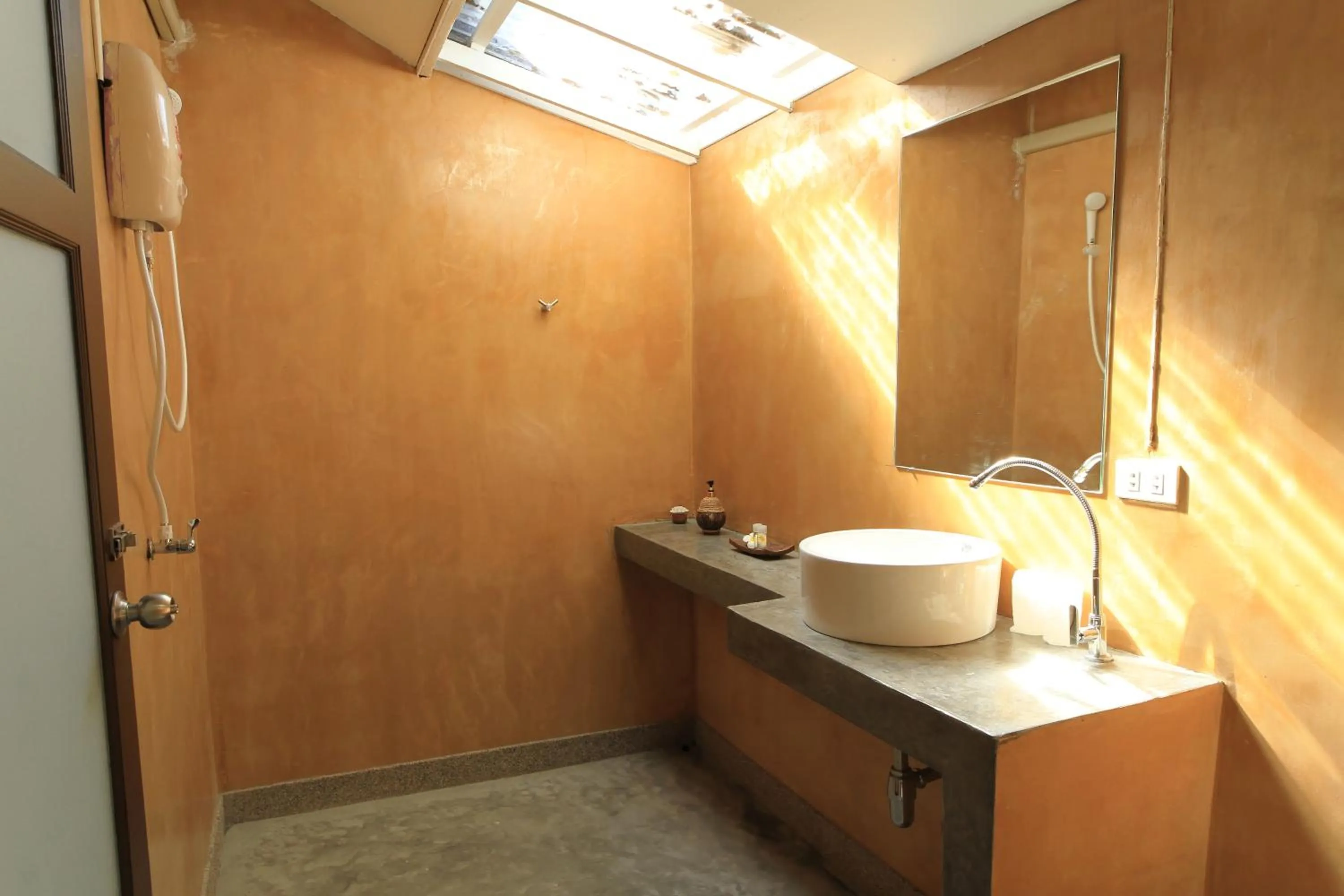 Shower in The White Cottage