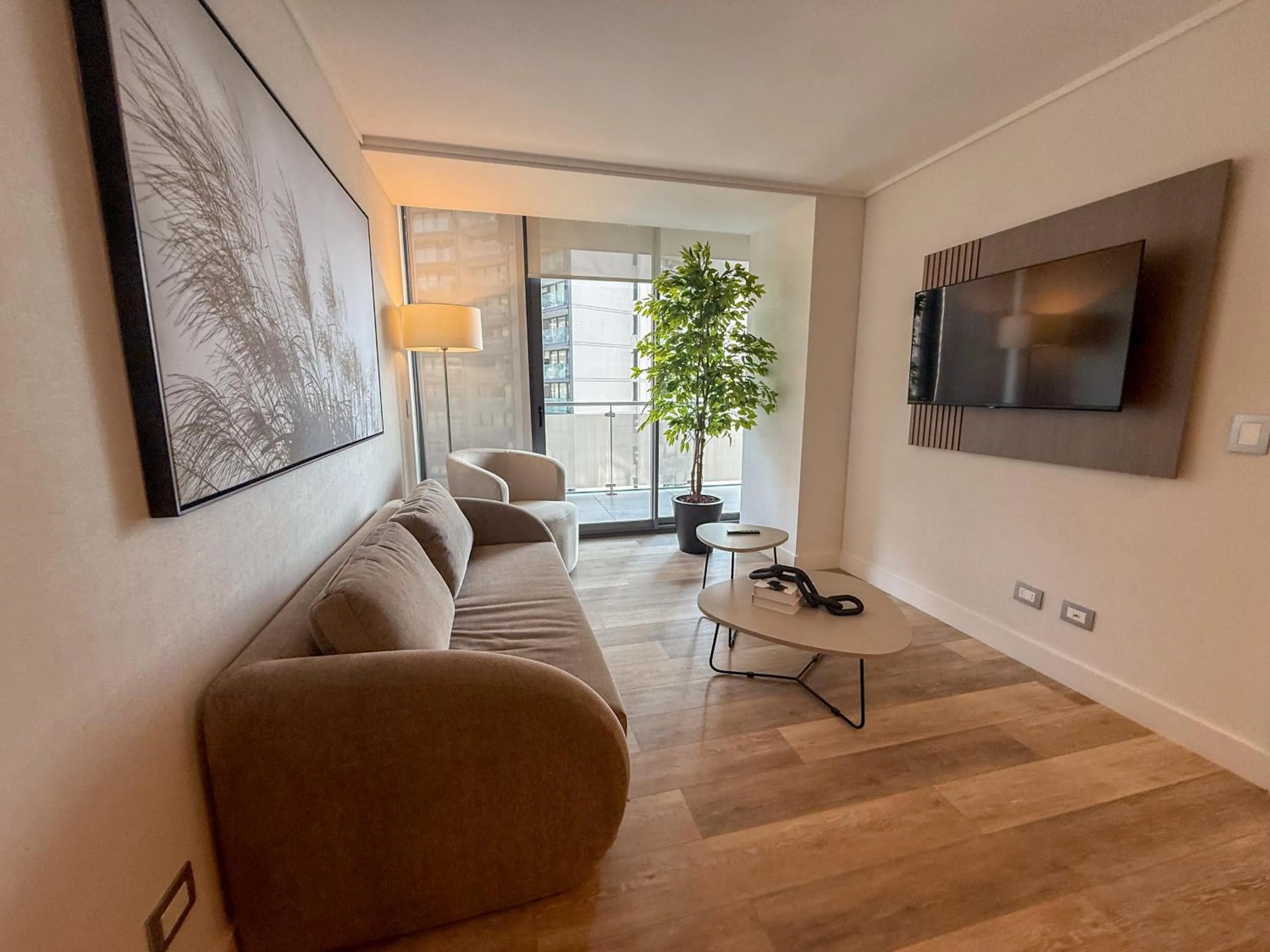 TV and multimedia in Spot Suites