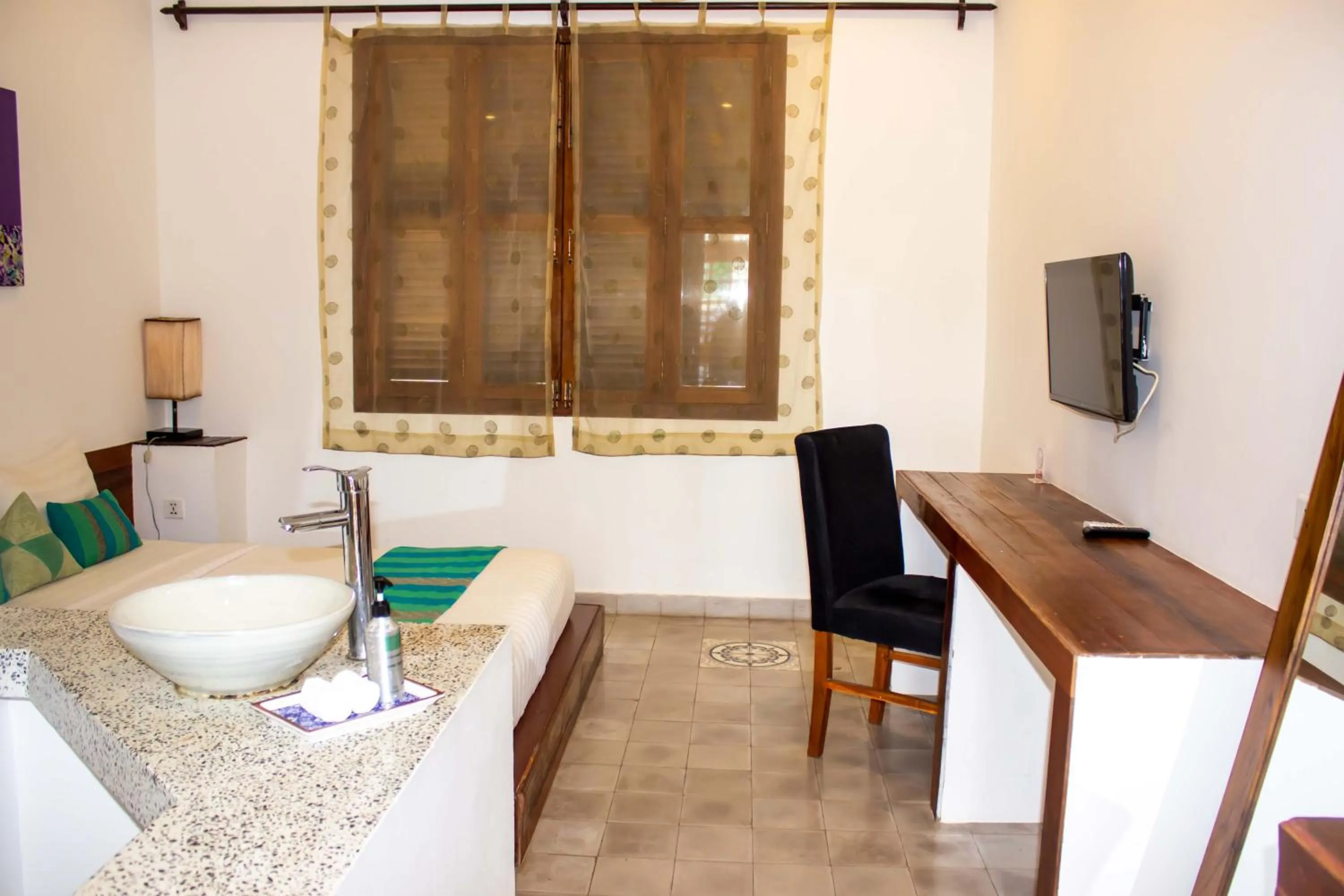 TV and multimedia in House Boutique Eco Hotel