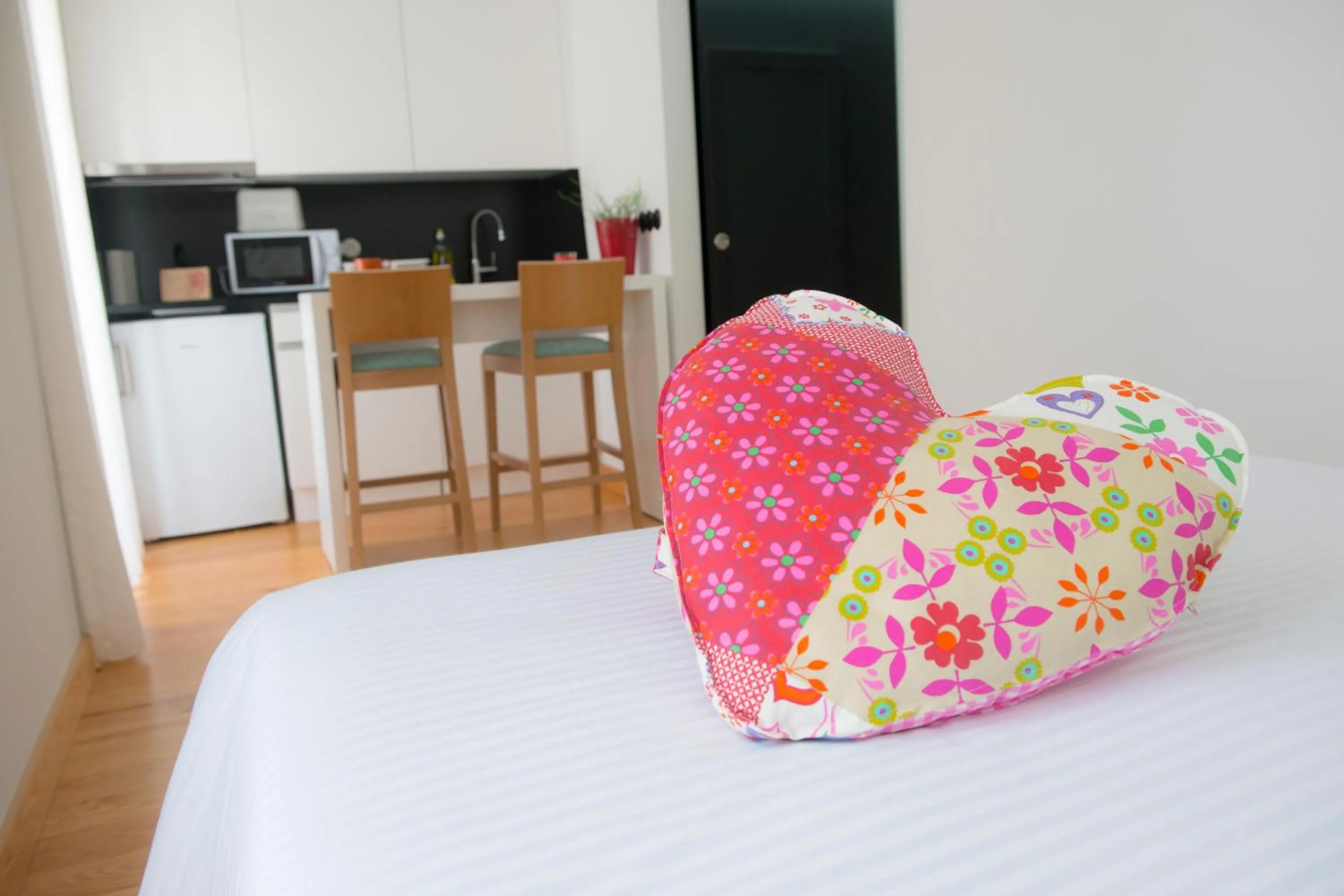 Dining area, Bed in Páteo Saudade Lofts
