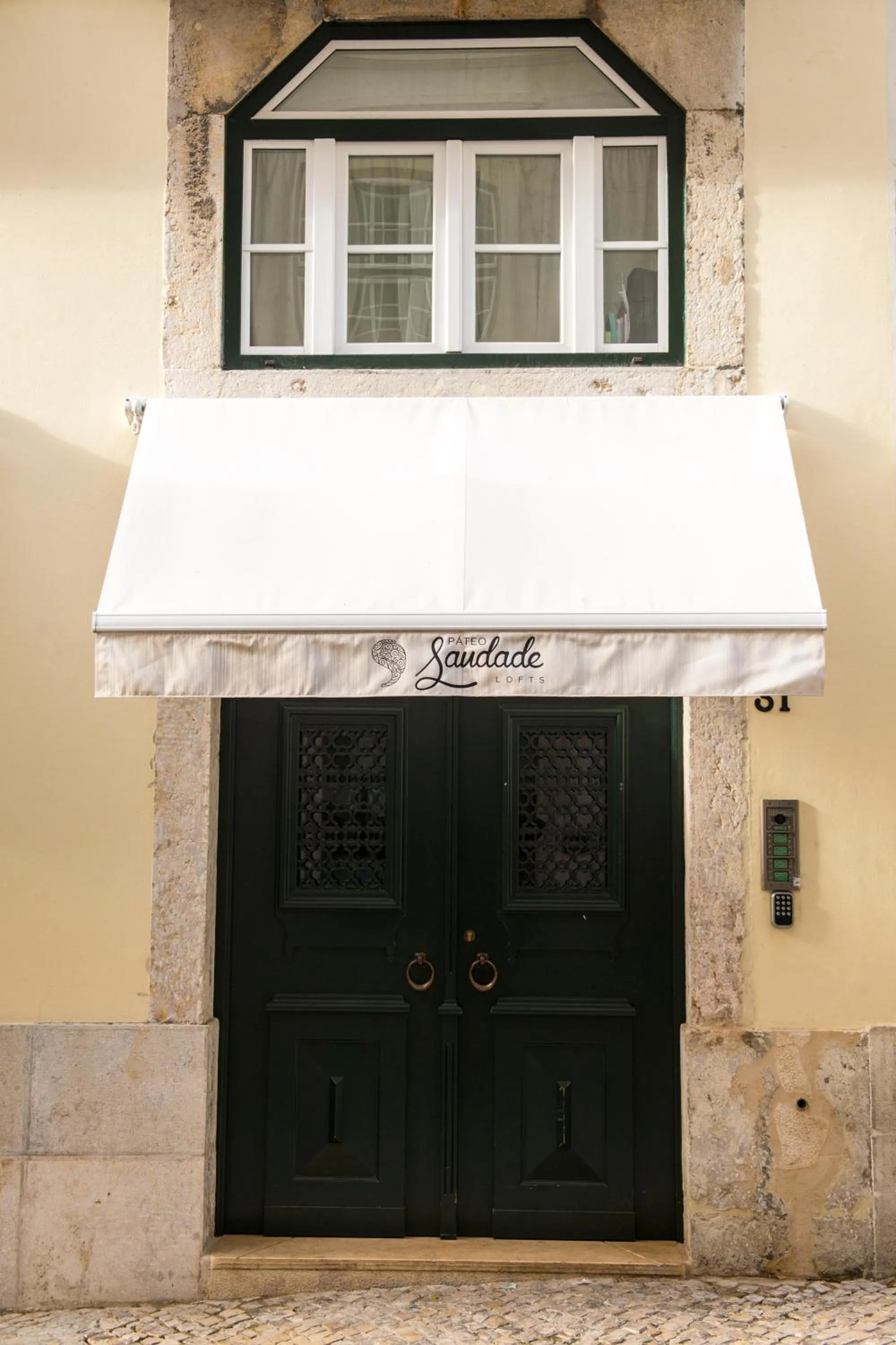 Facade/entrance in Páteo Saudade Lofts