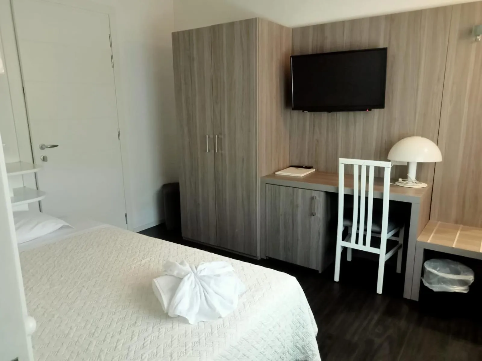 Bed in Hotel Cristallo