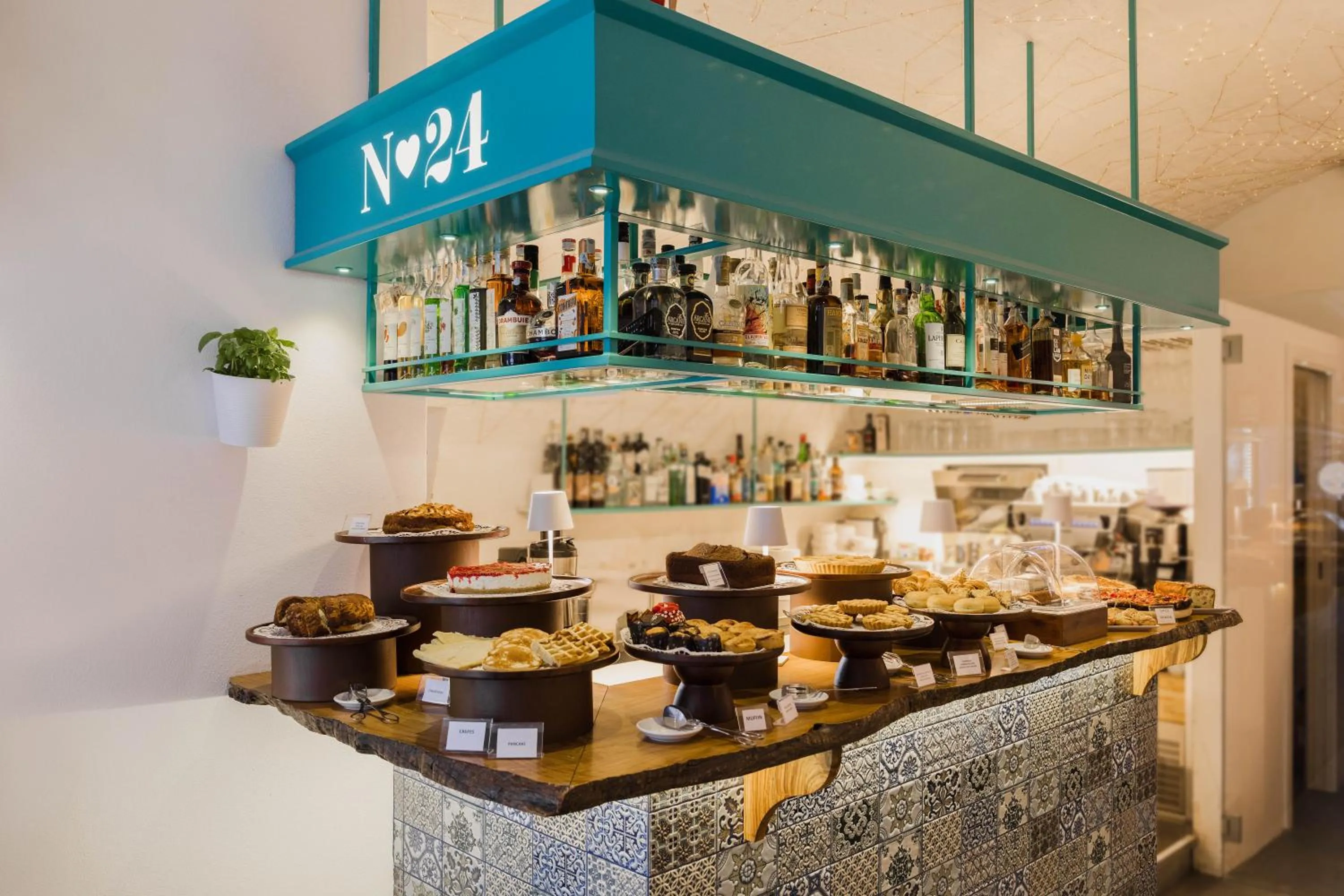 Breakfast in Santa Maria 24