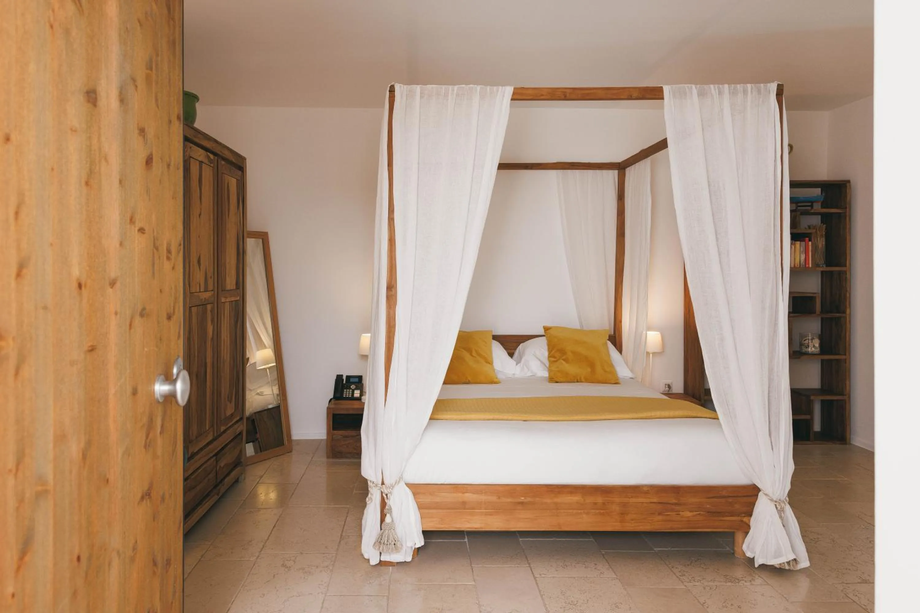 Bedroom, Bed in Santa Maria 24