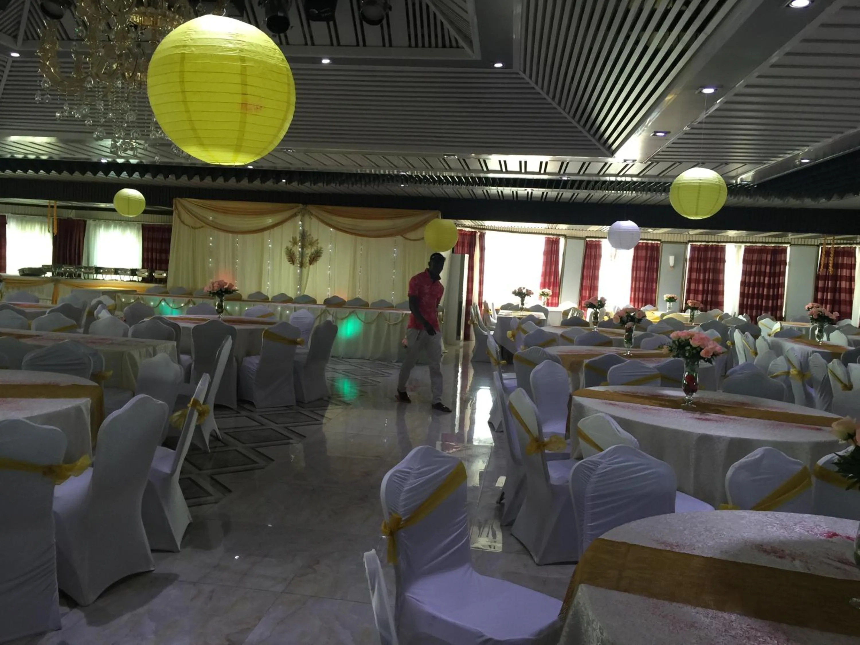 Business facilities in Sun Beach Hôtel