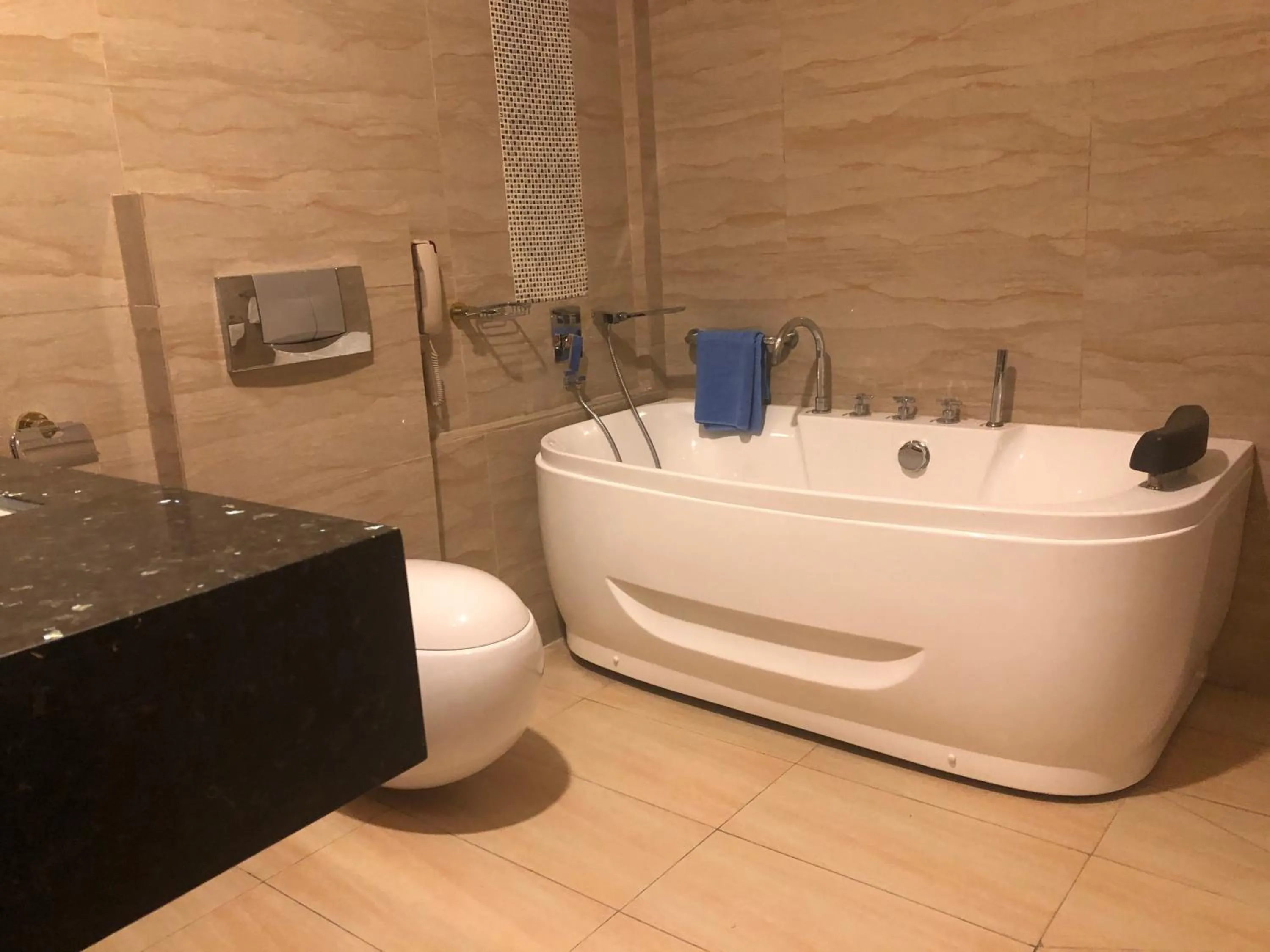 Bathroom in Sun Beach Hôtel