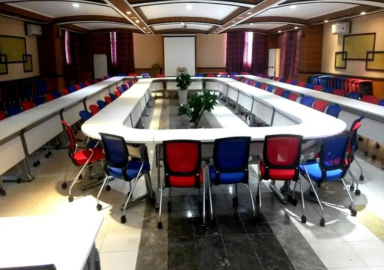 Business facilities in Sun Beach Hôtel