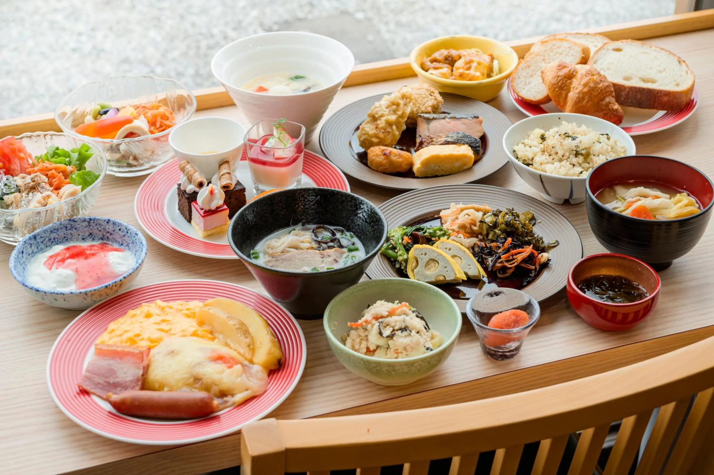 Restaurant/places to eat in HOTEL THE7 Kumamoto