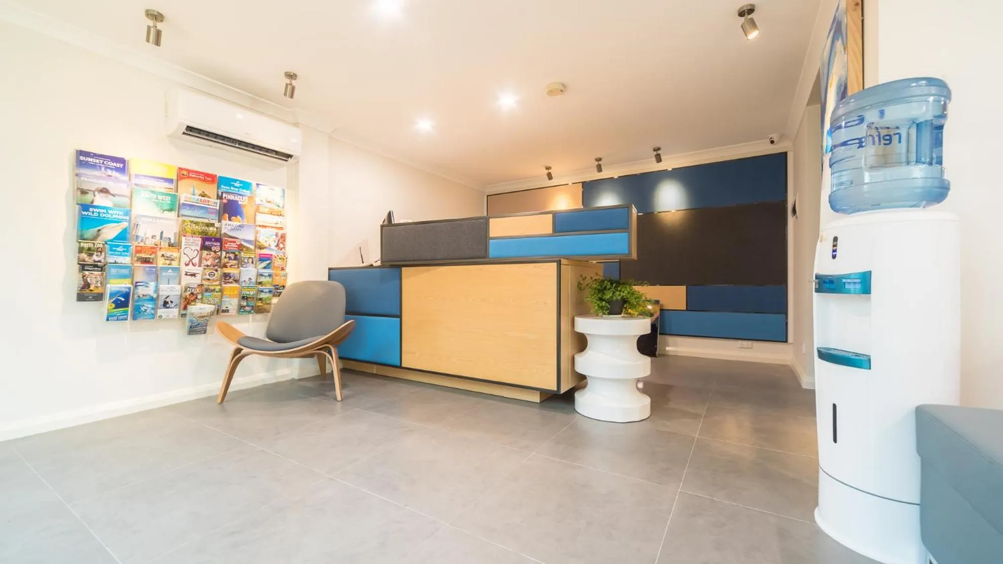 Lobby or reception in Batavia Apartments