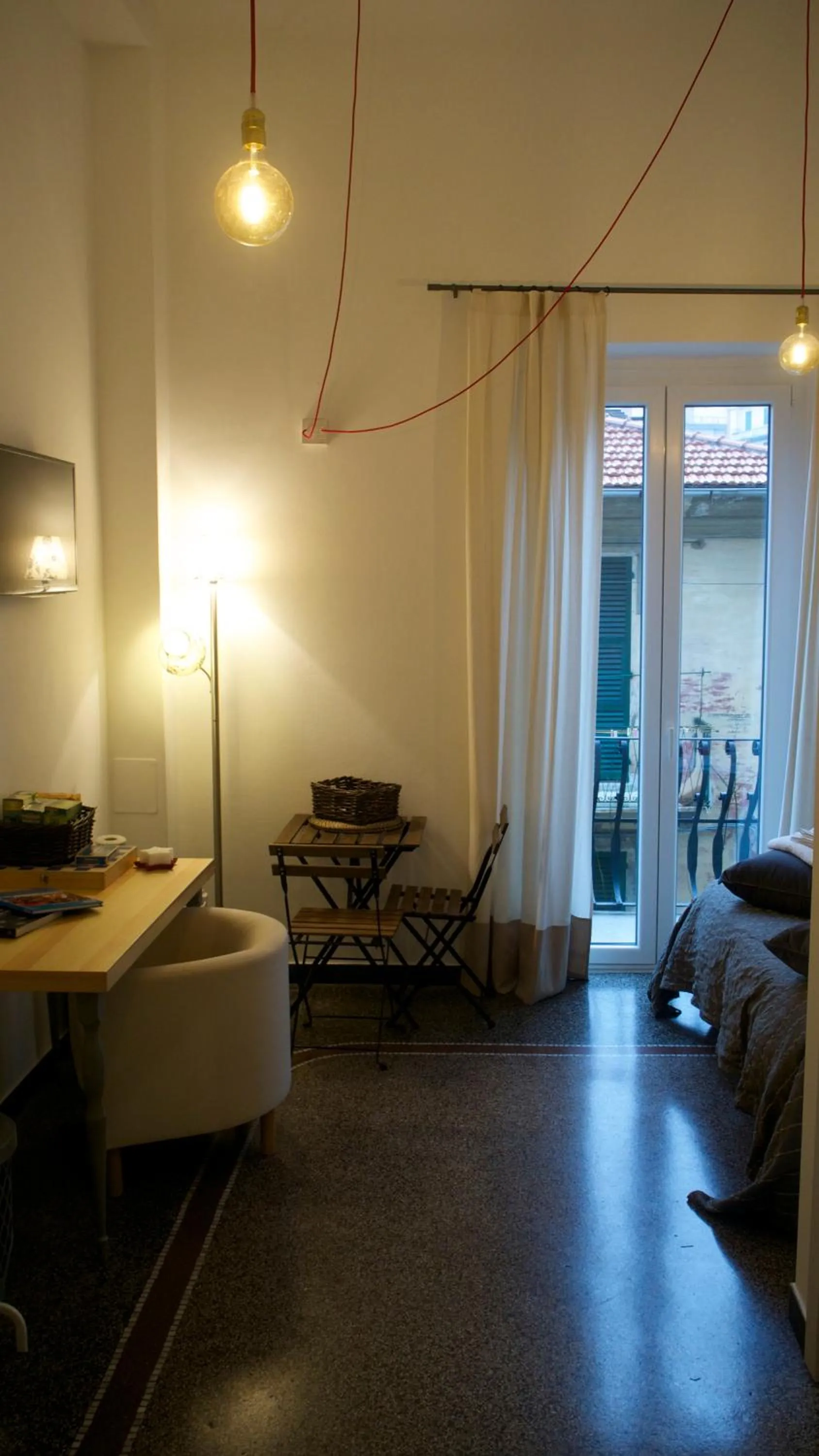 TV and multimedia, Bed in B&B Cernaia 42