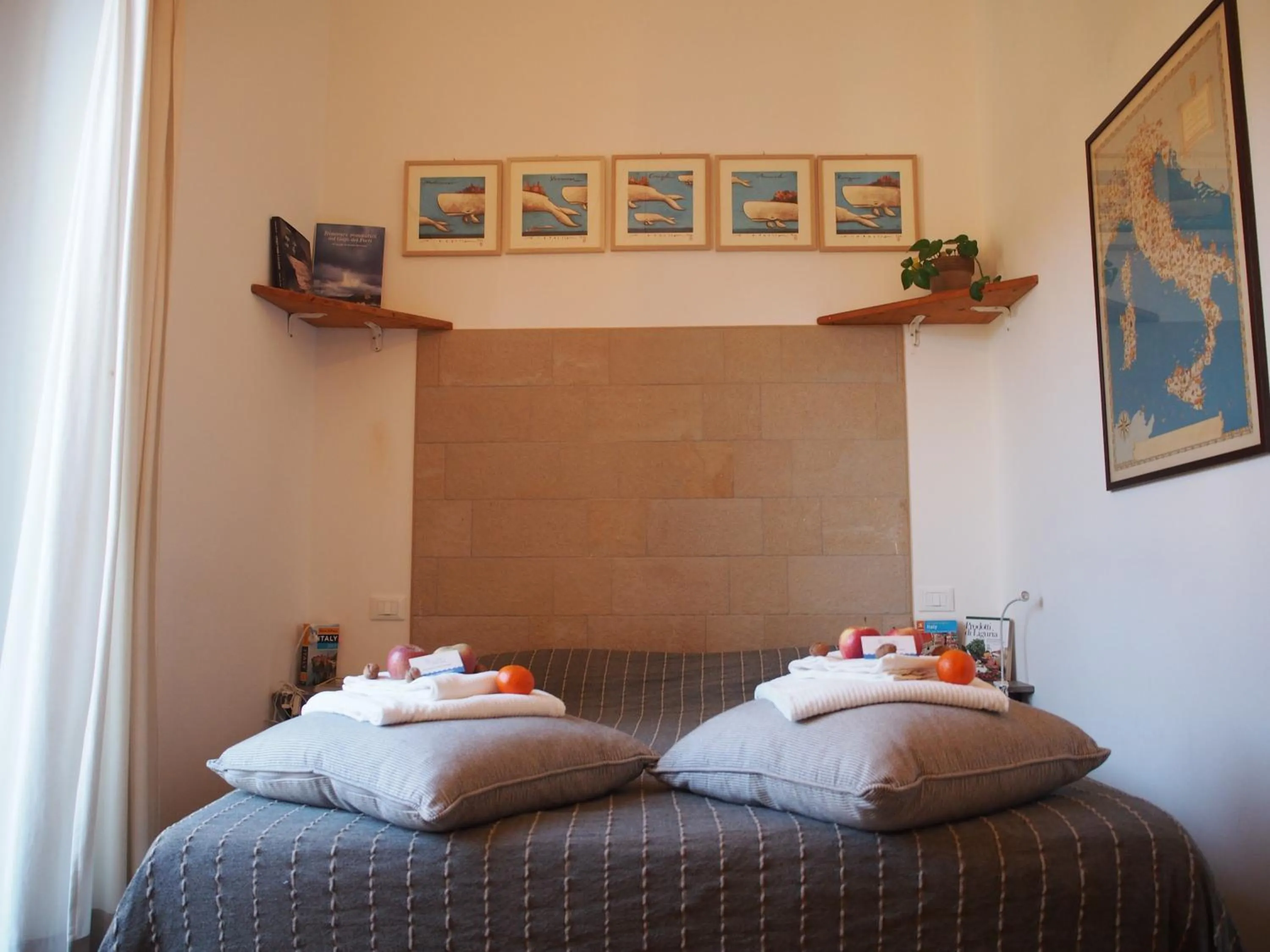 Decorative detail, Bed in B&B Cernaia 42