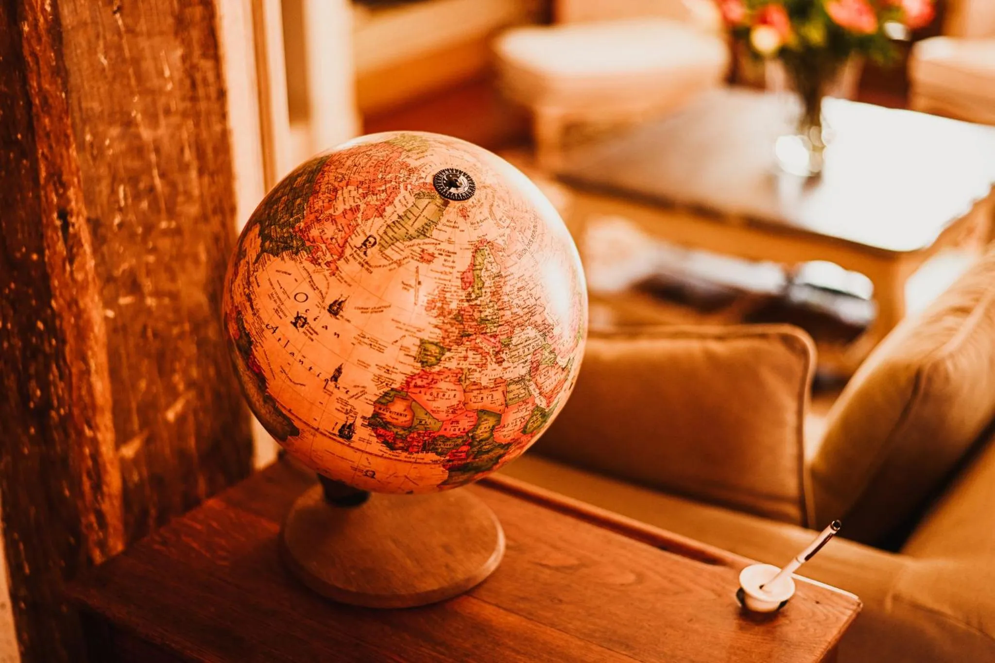 Seating area in Demeure de la Carmine, sejour bien-etre d'exception, piscine, hammam, champagne