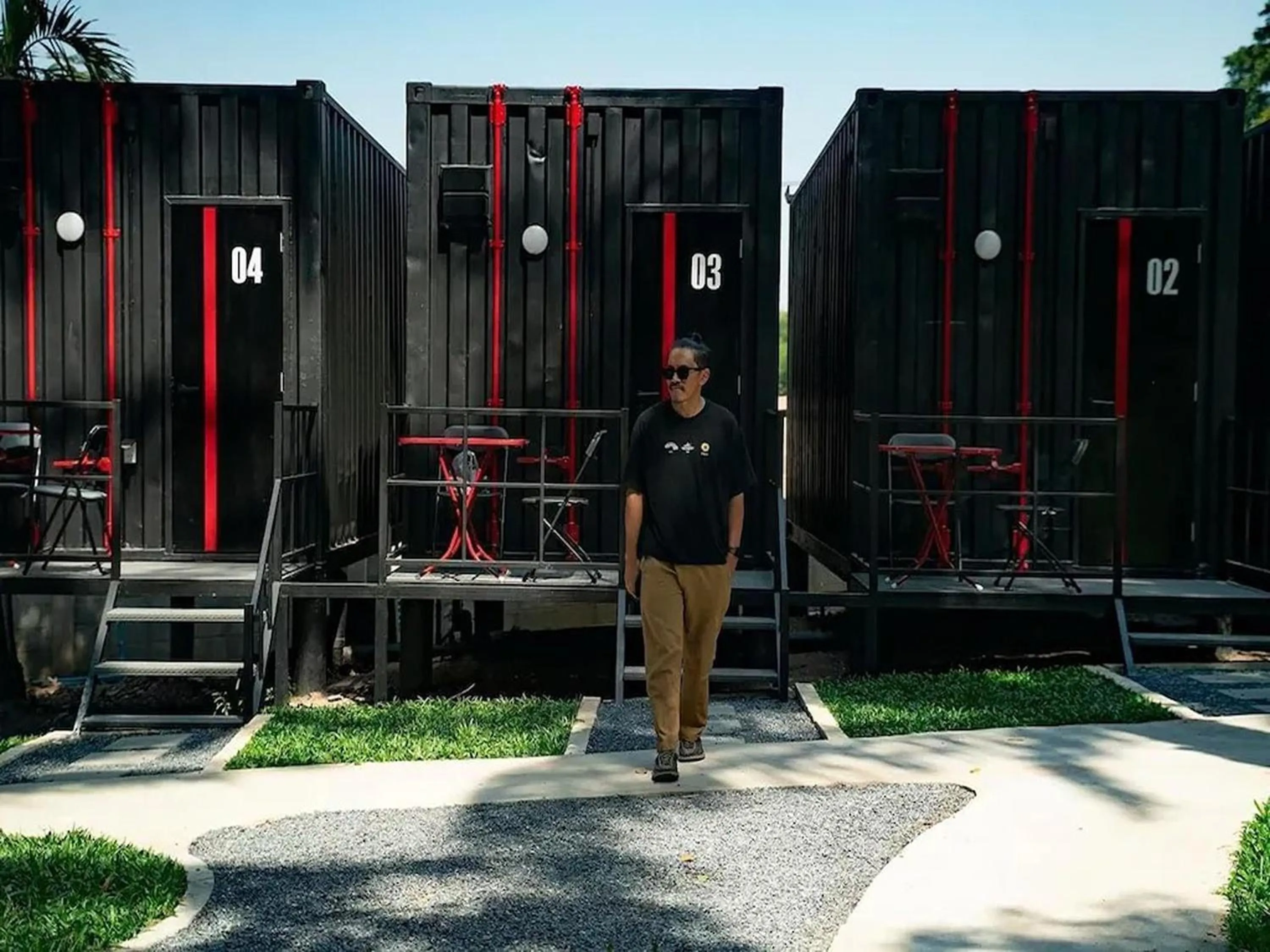 Property building in Nomads Homestay Sriracha