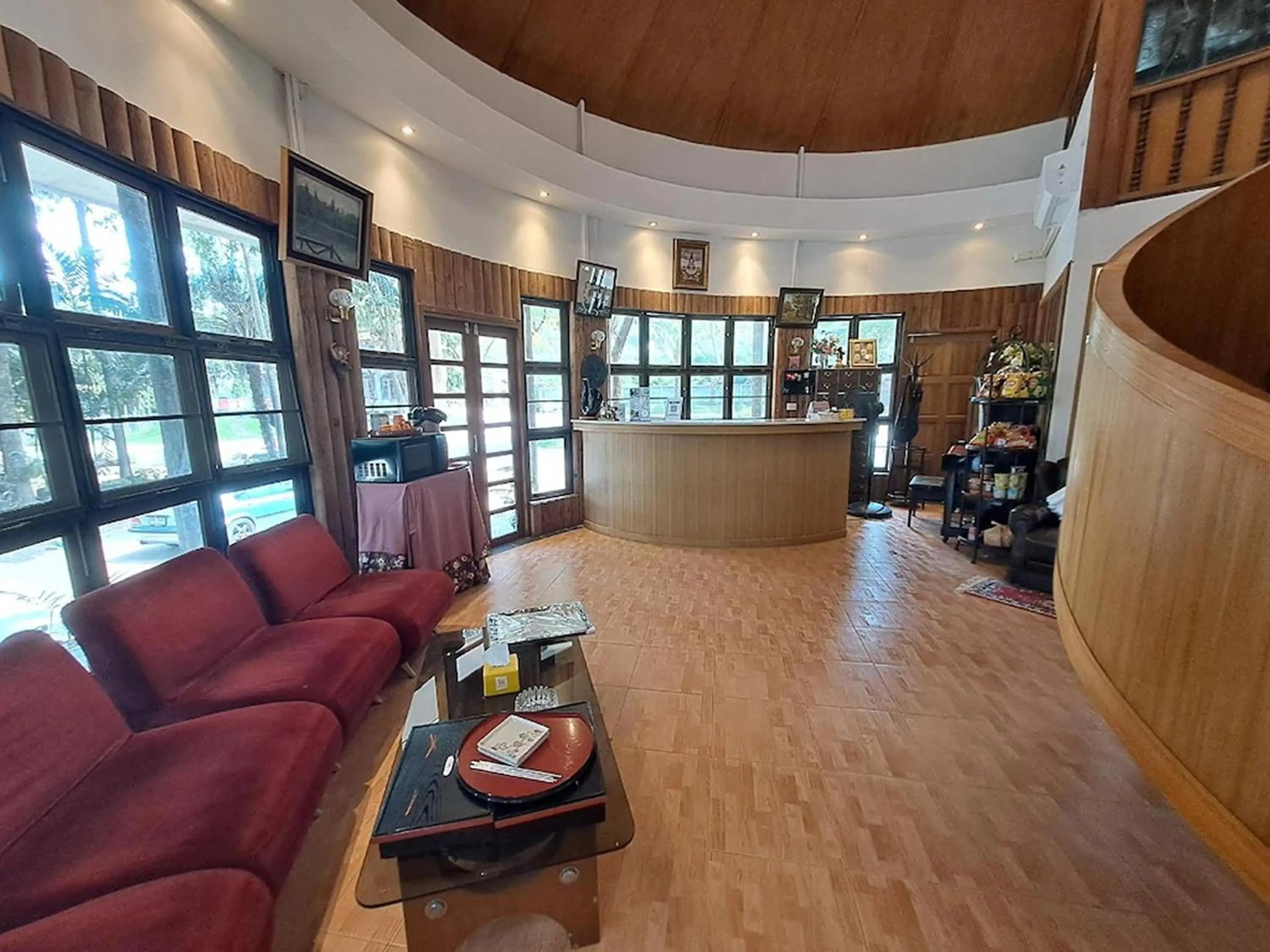 Lobby or reception in Nomads Homestay Sriracha