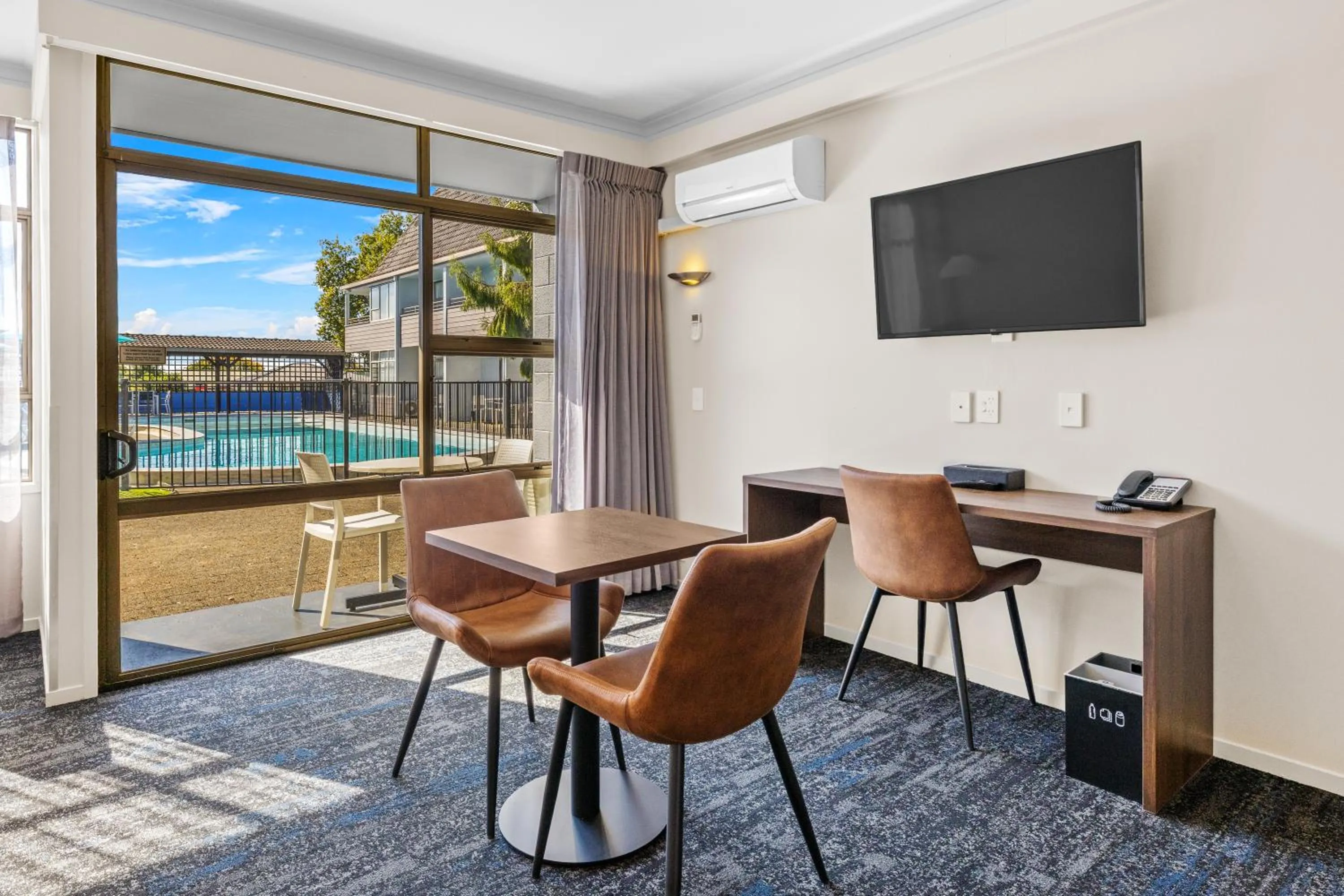 Living room in Imperial Hotel Rotorua