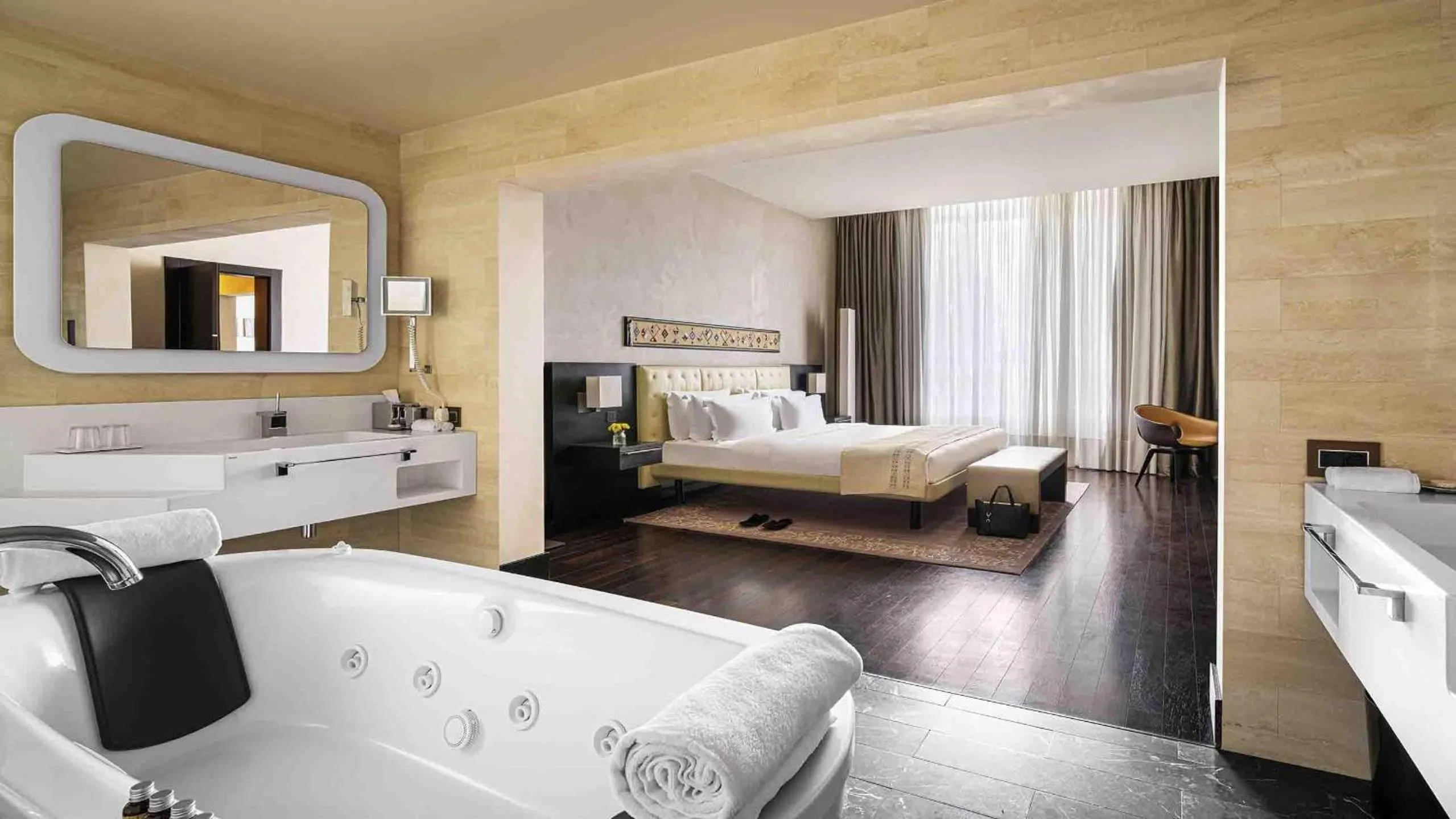 Bedroom, Bed in BERDS Hotel Chisinau - MGallery Collection