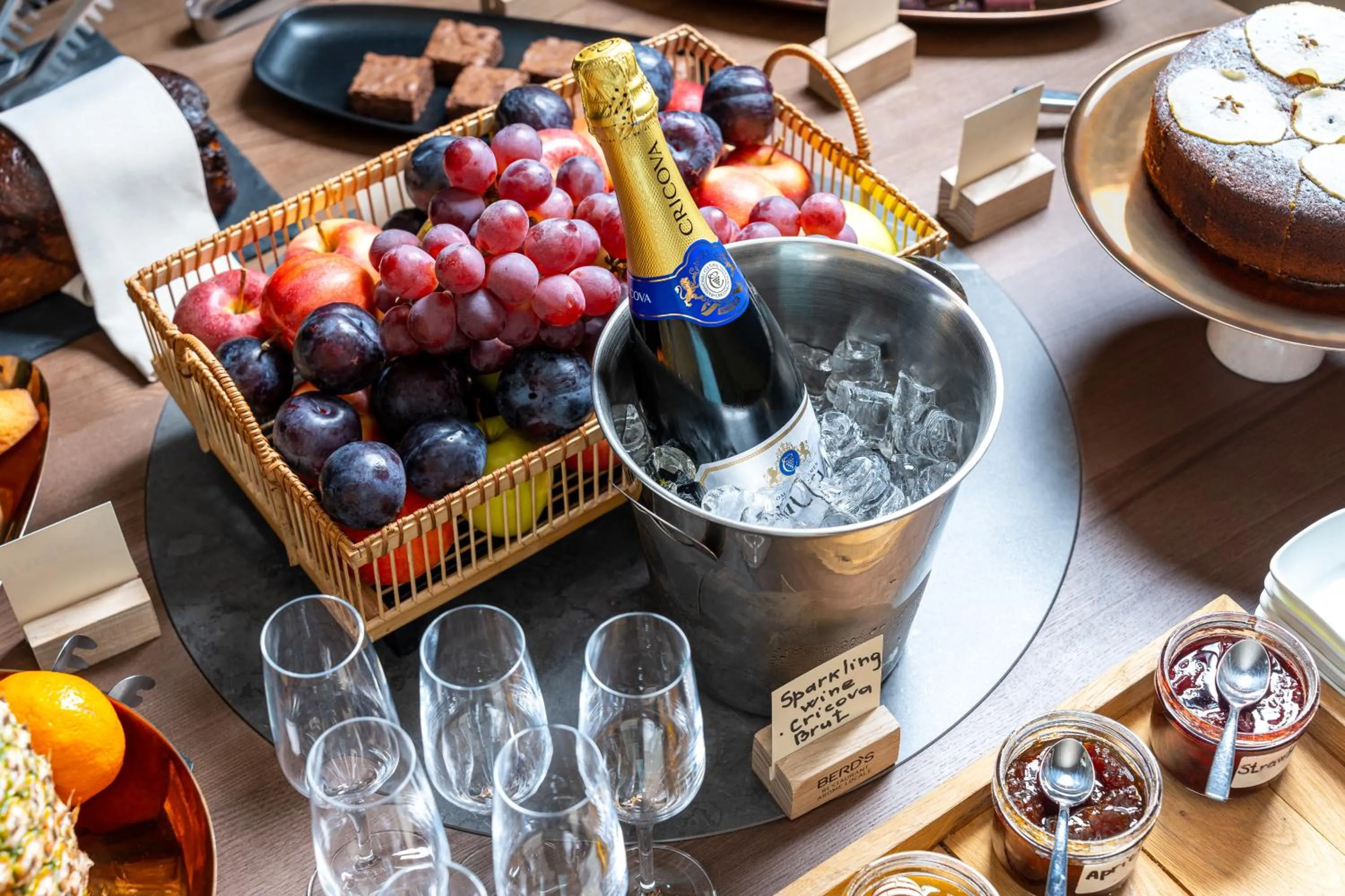 Breakfast in BERDS Hotel Chisinau - MGallery Collection