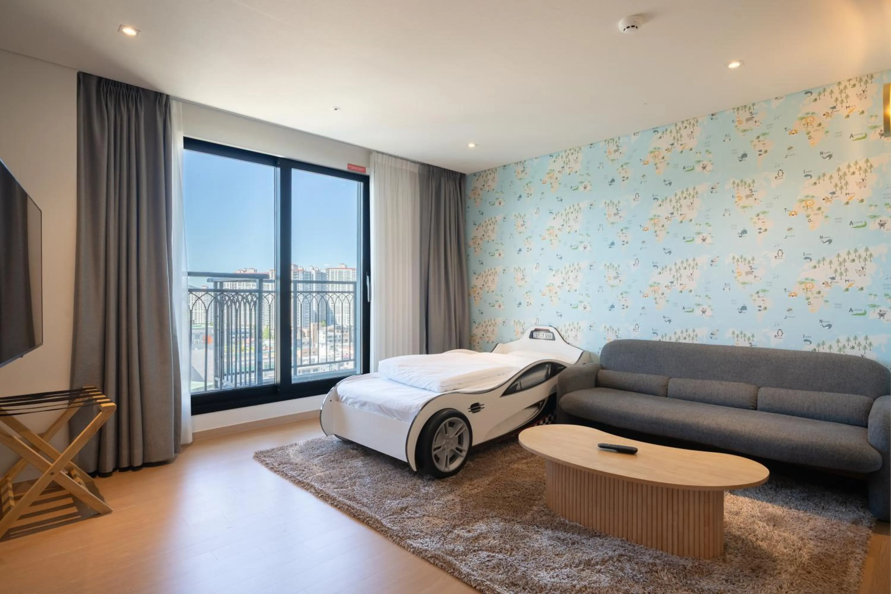 Living room, Bed in Chestertons Gyeongju