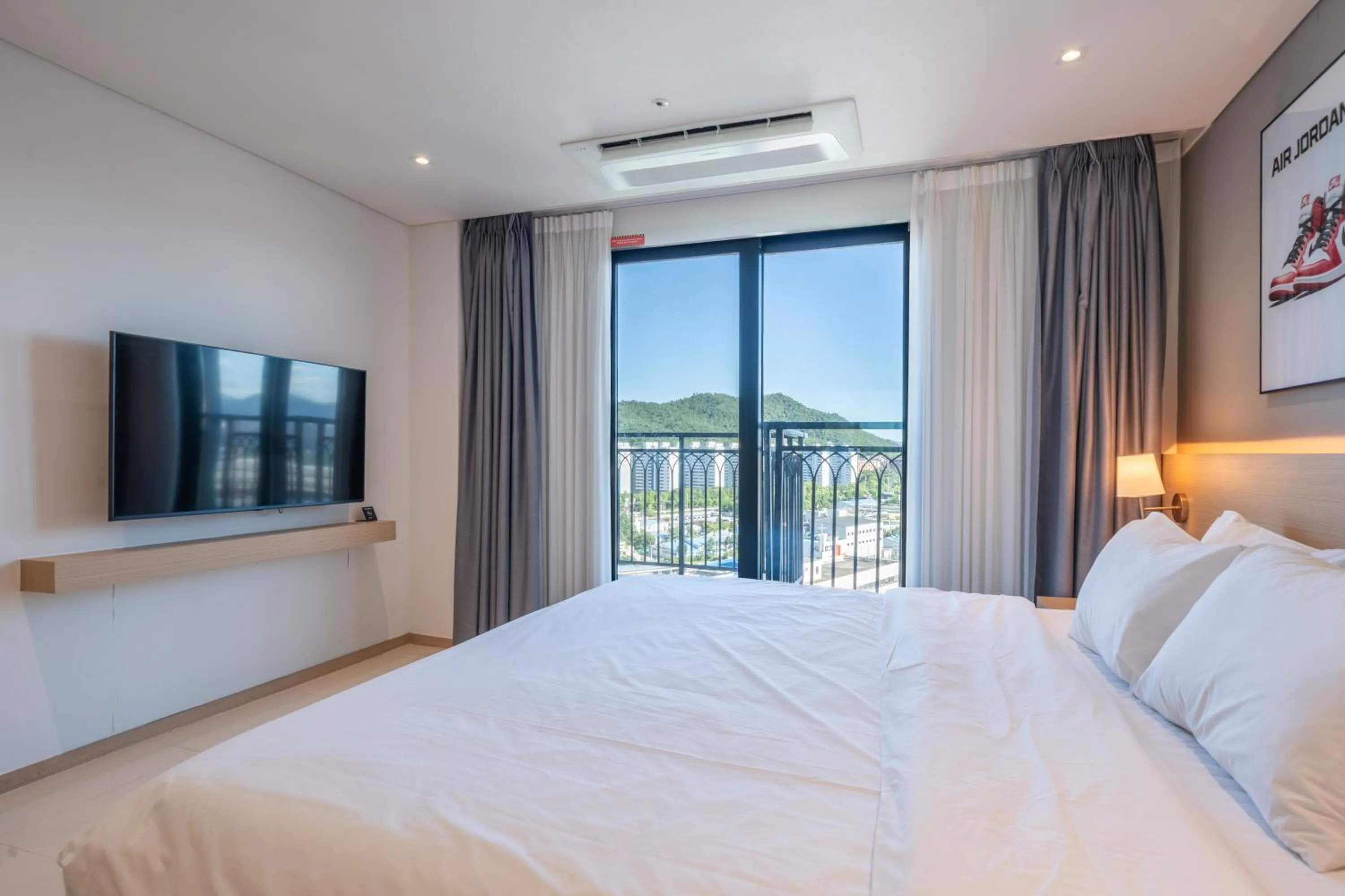 Bed in Chestertons Gyeongju